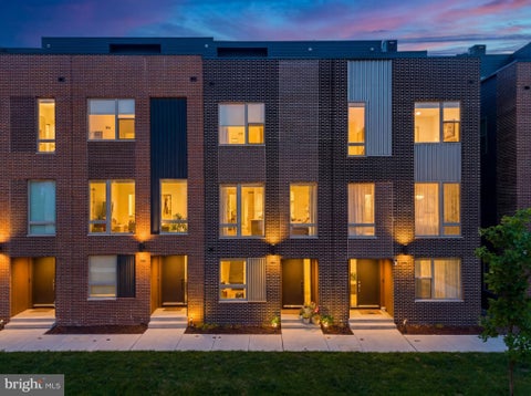 Photo of 3112 Pierview Lane, PHILADELPHIA, PA 19125 (MLS # PAPH2639196)