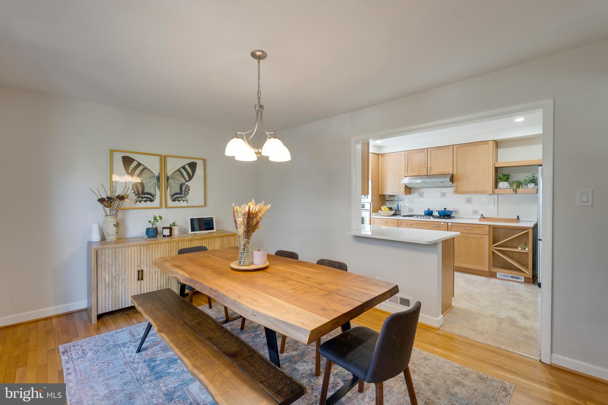 MAPLEWOOD MANOR - Residential