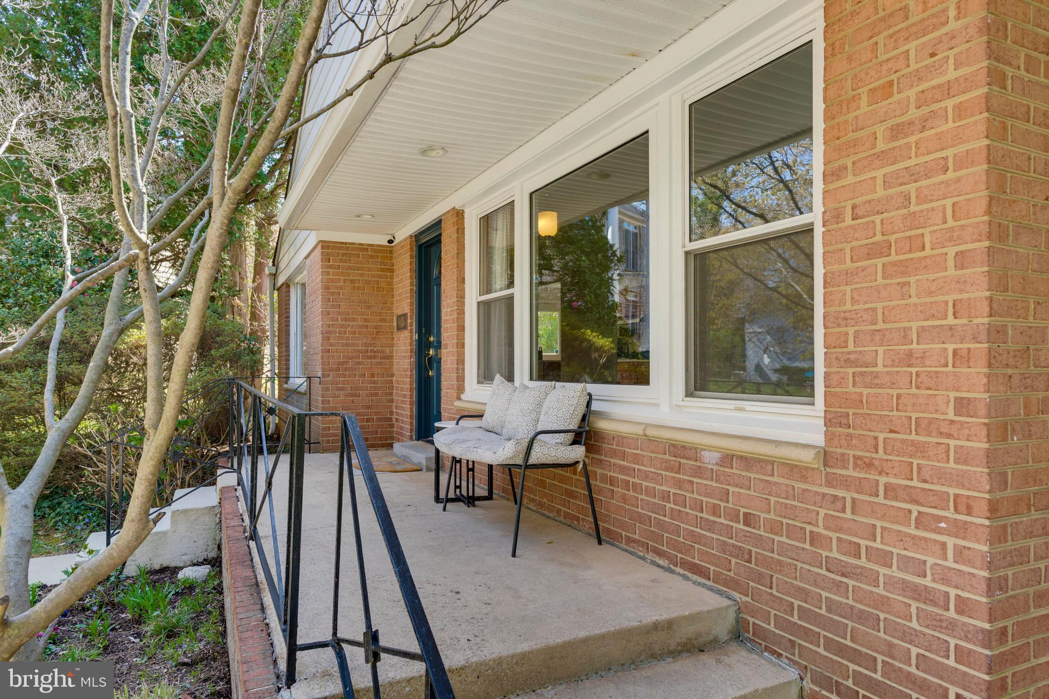 MAPLEWOOD MANOR - Residential