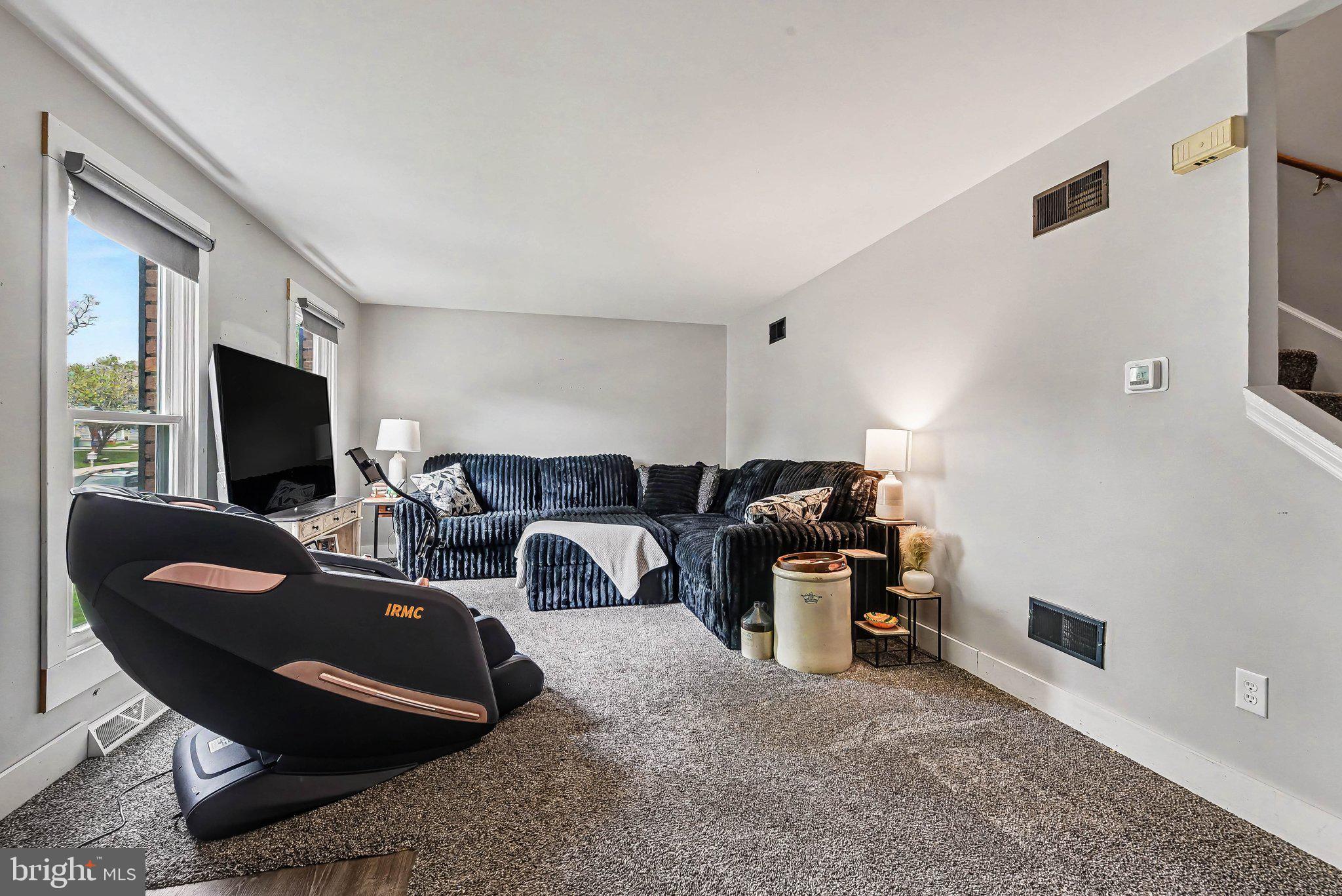 1011 NORTHFIELD DRIVE