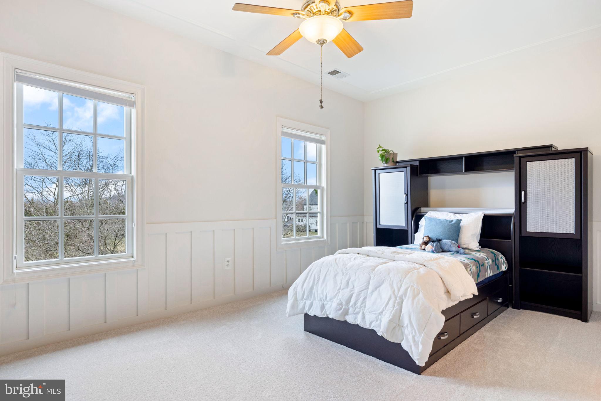 RASPBERRY FALLS - Residential