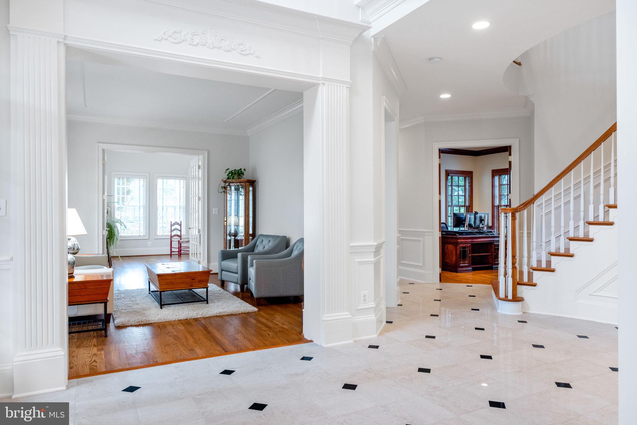 RASPBERRY FALLS - Residential