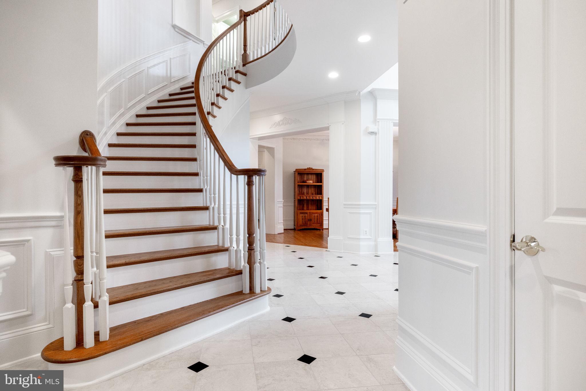 RASPBERRY FALLS - Residential