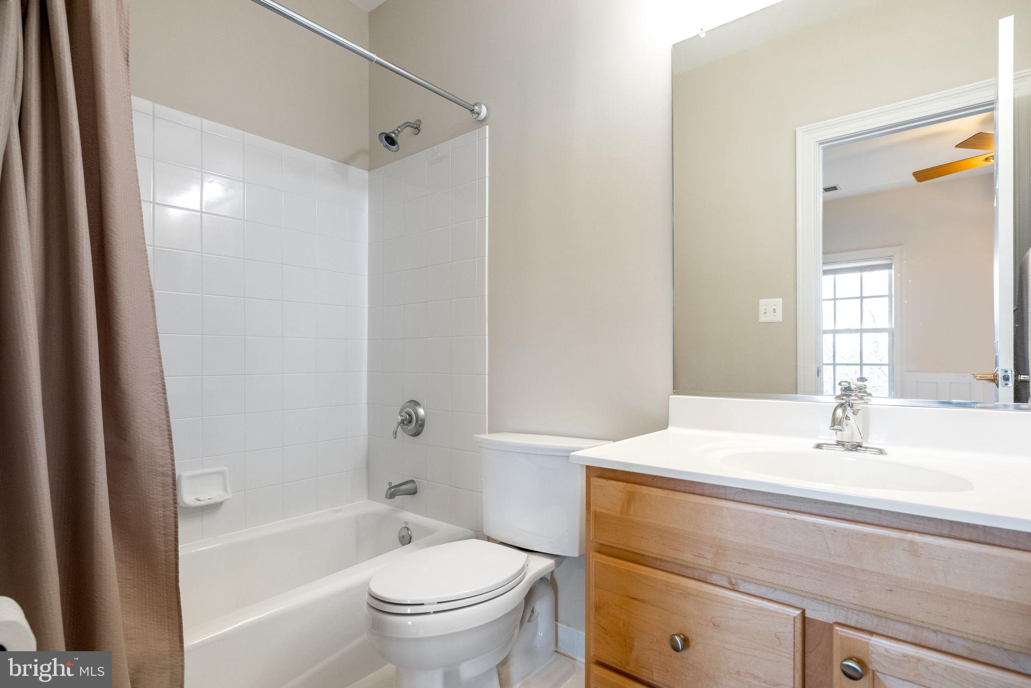 RASPBERRY FALLS - Residential