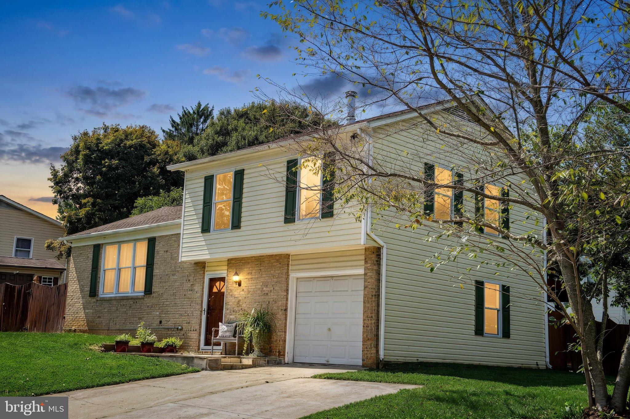 2100 WINDOM COURT