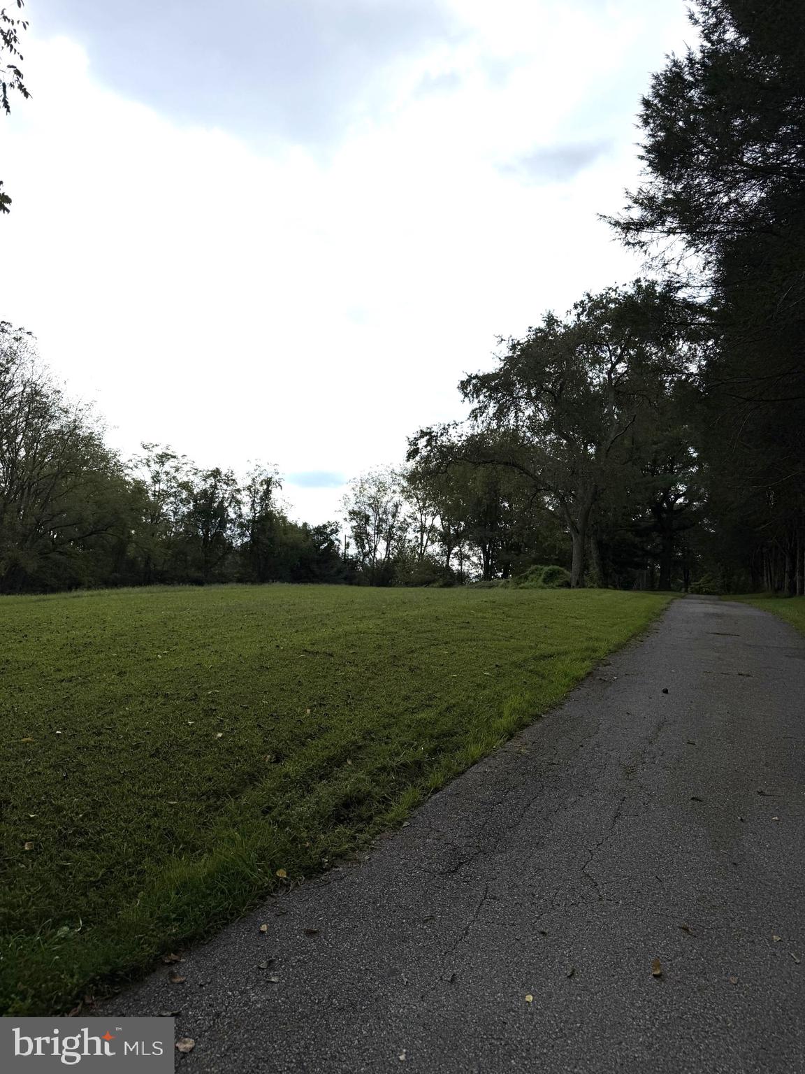 826 CHAMBERS ROCK ROAD