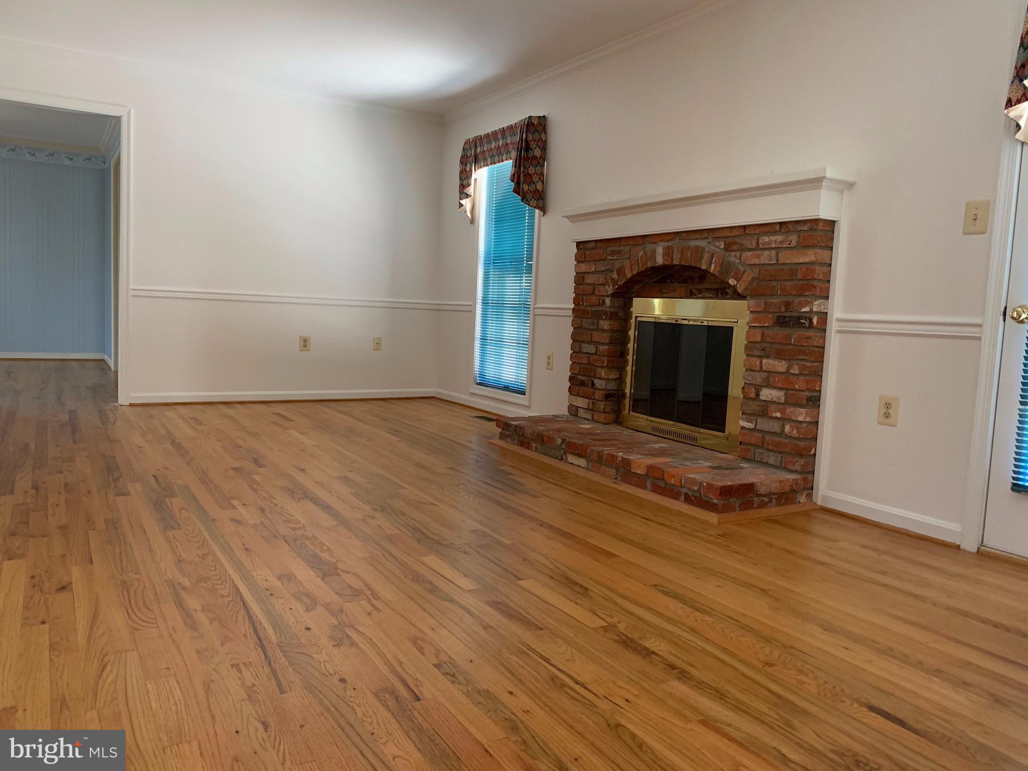 FOXLEIGH MEADOWS - Residential Lease