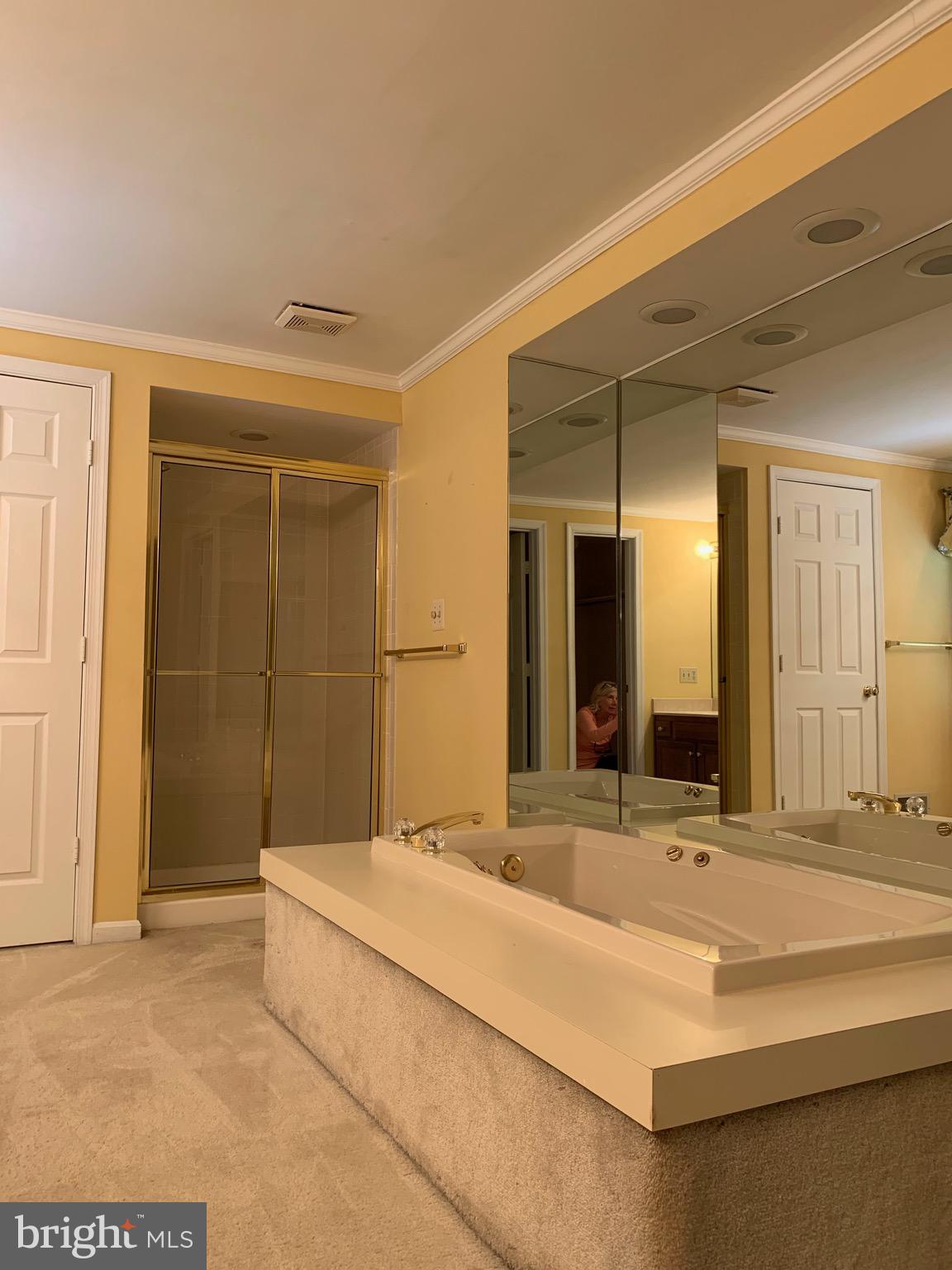 FOXLEIGH MEADOWS - Residential Lease