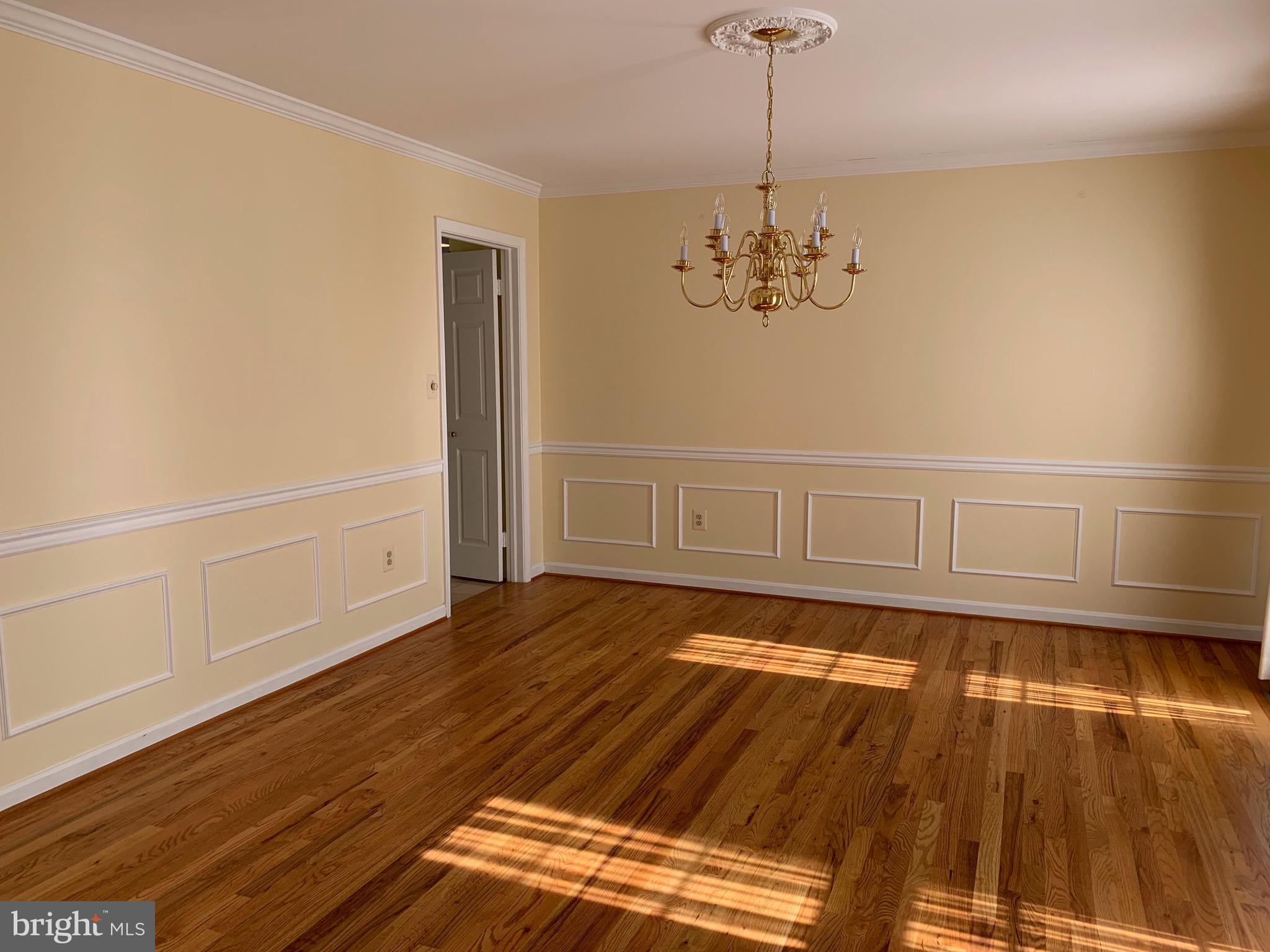 FOXLEIGH MEADOWS - Residential Lease