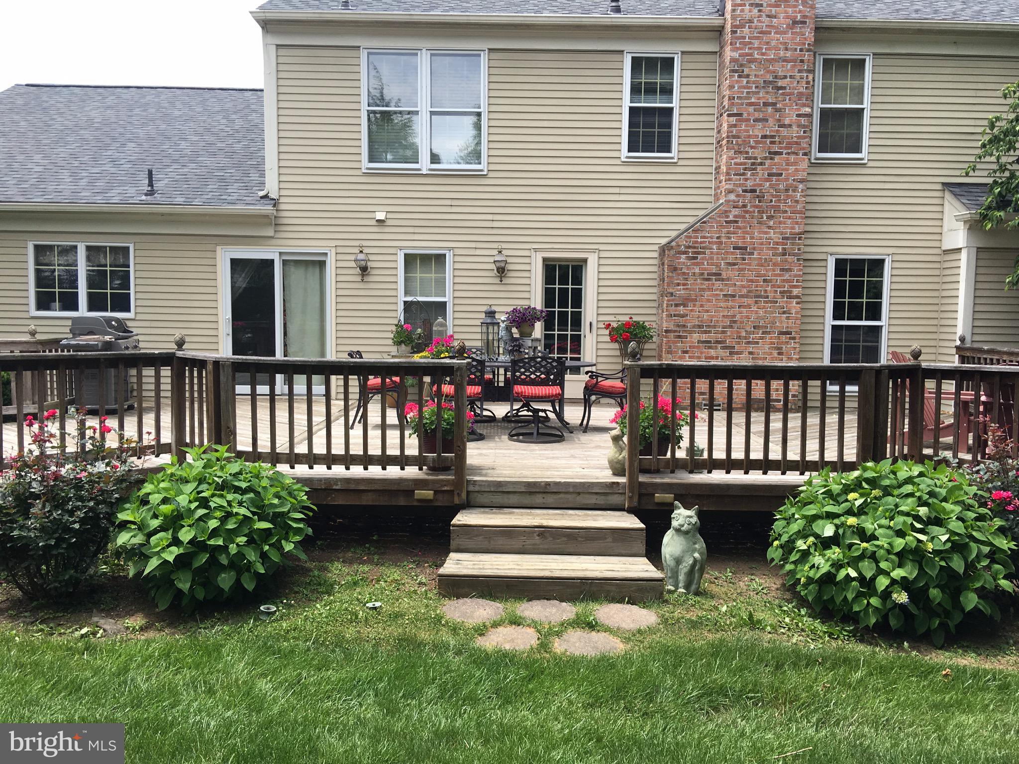 FOXLEIGH MEADOWS - Residential Lease