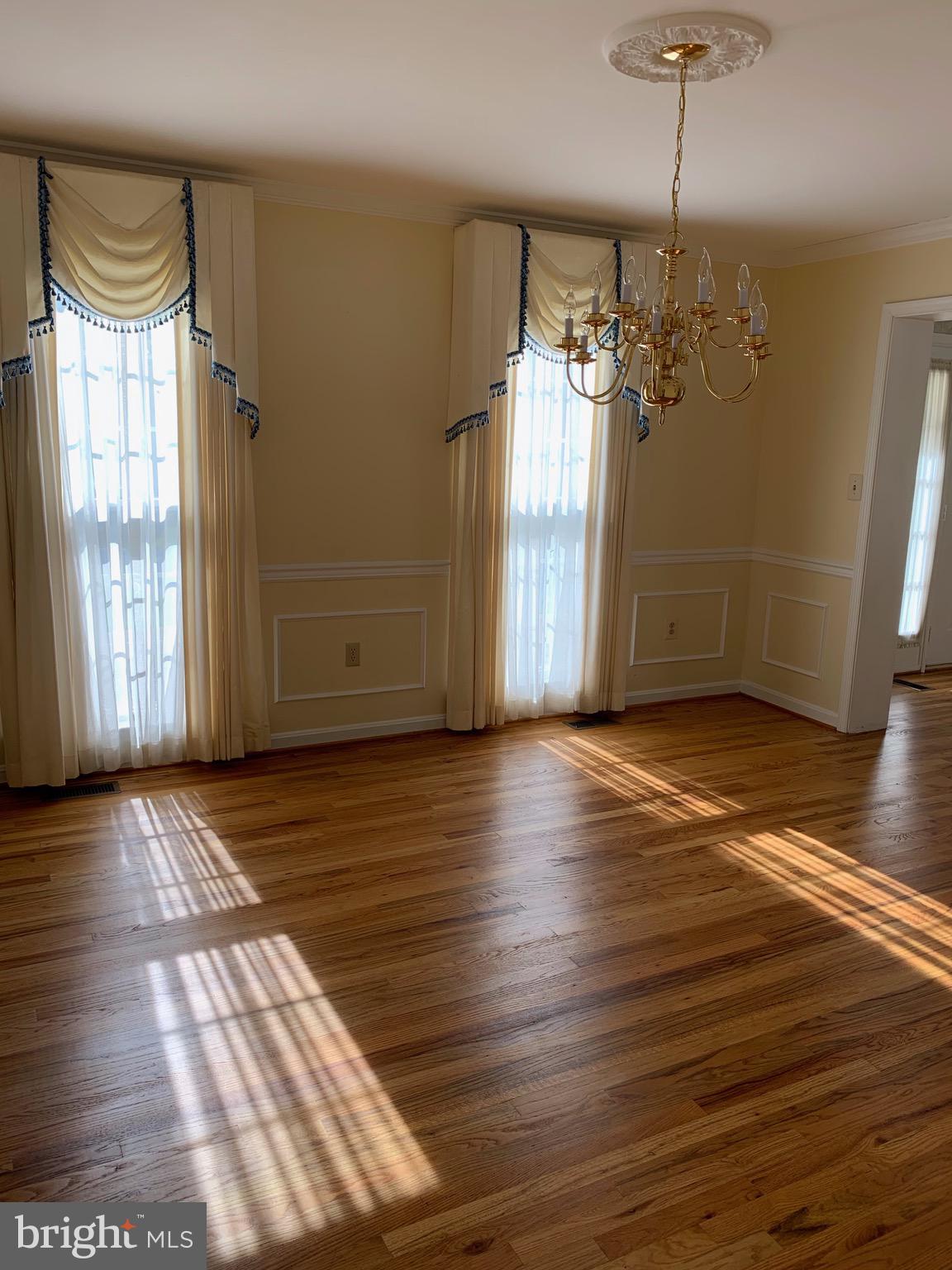 FOXLEIGH MEADOWS - Residential Lease