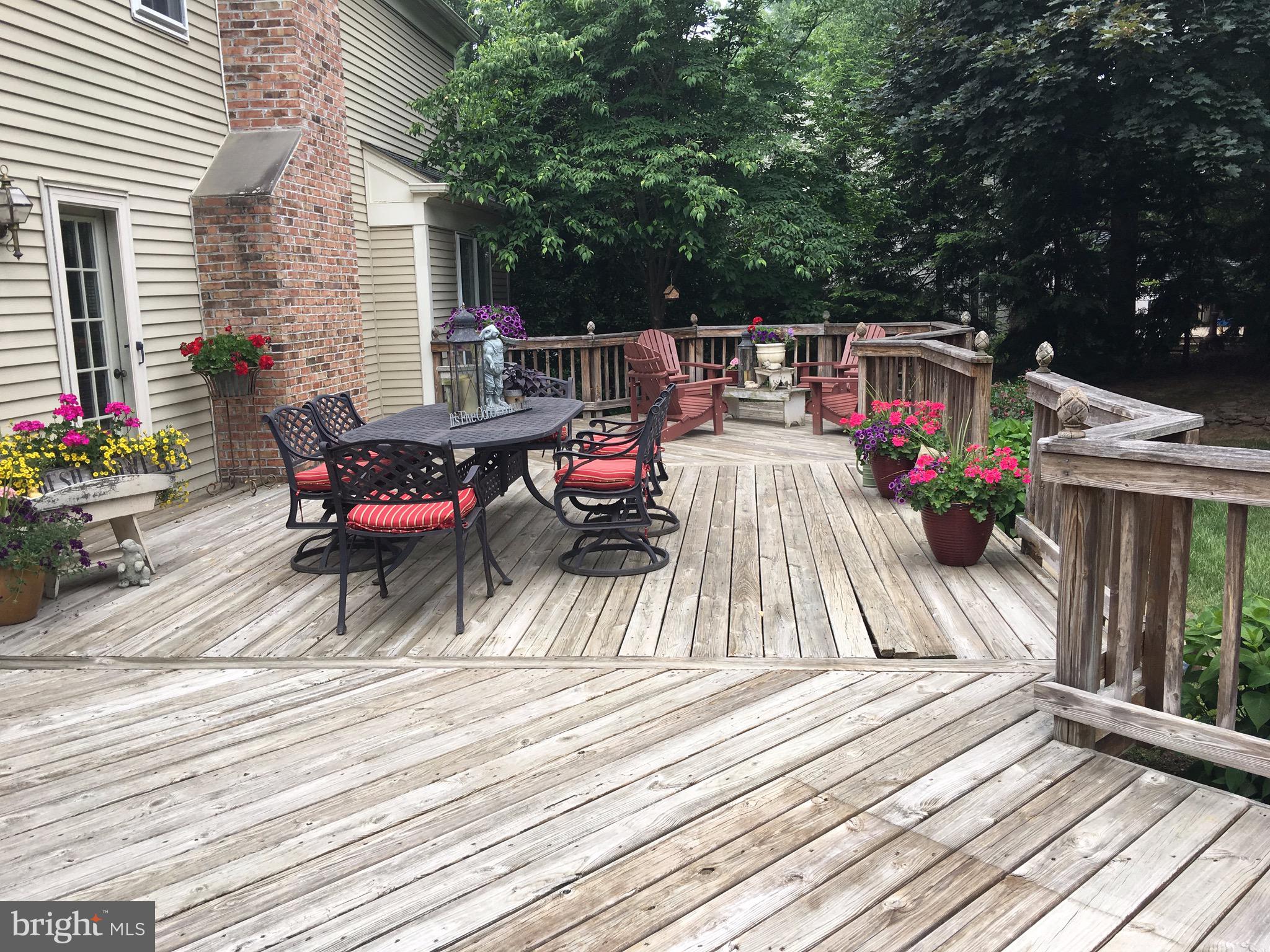 FOXLEIGH MEADOWS - Residential Lease