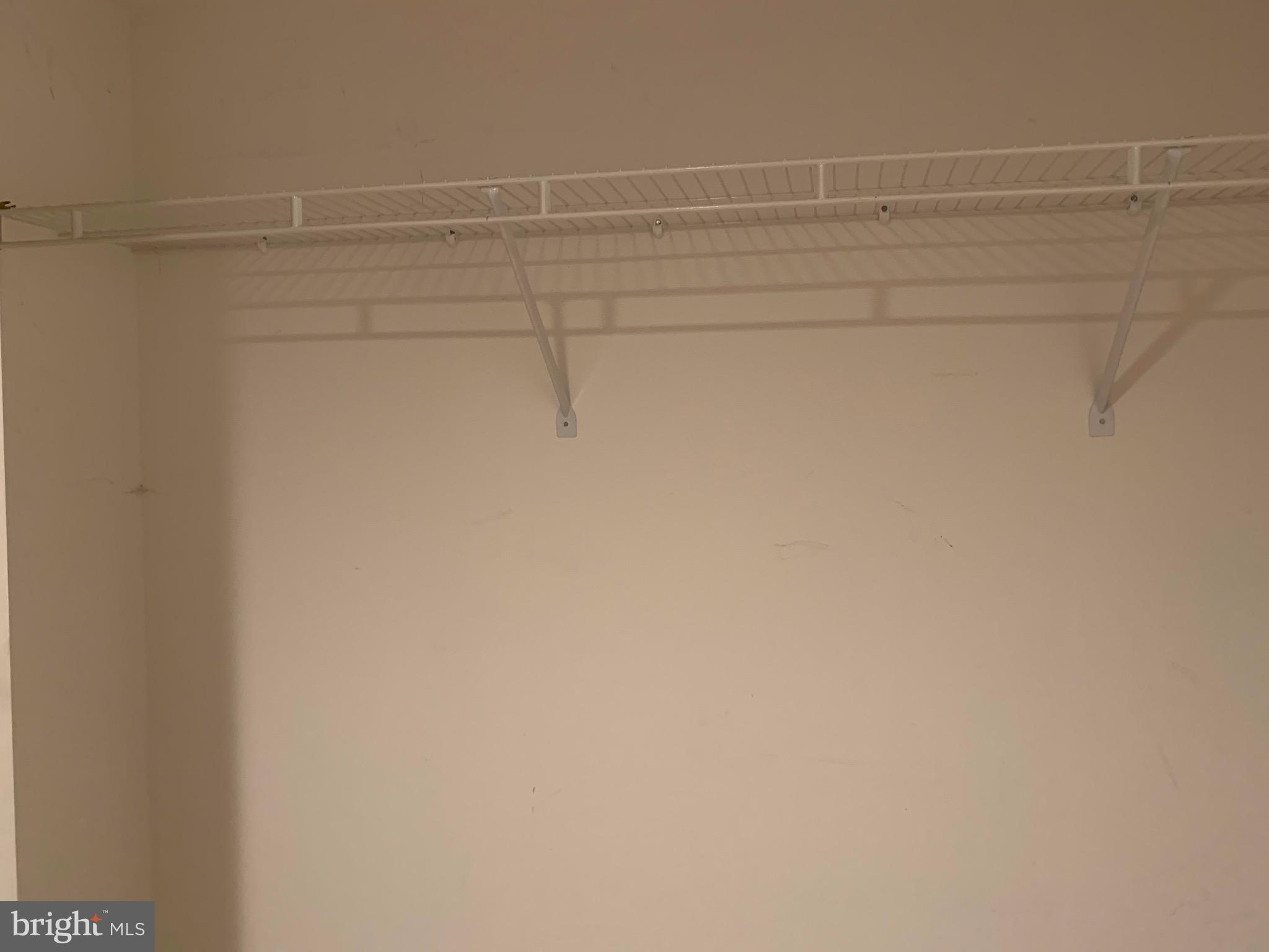 FOXLEIGH MEADOWS - Residential Lease