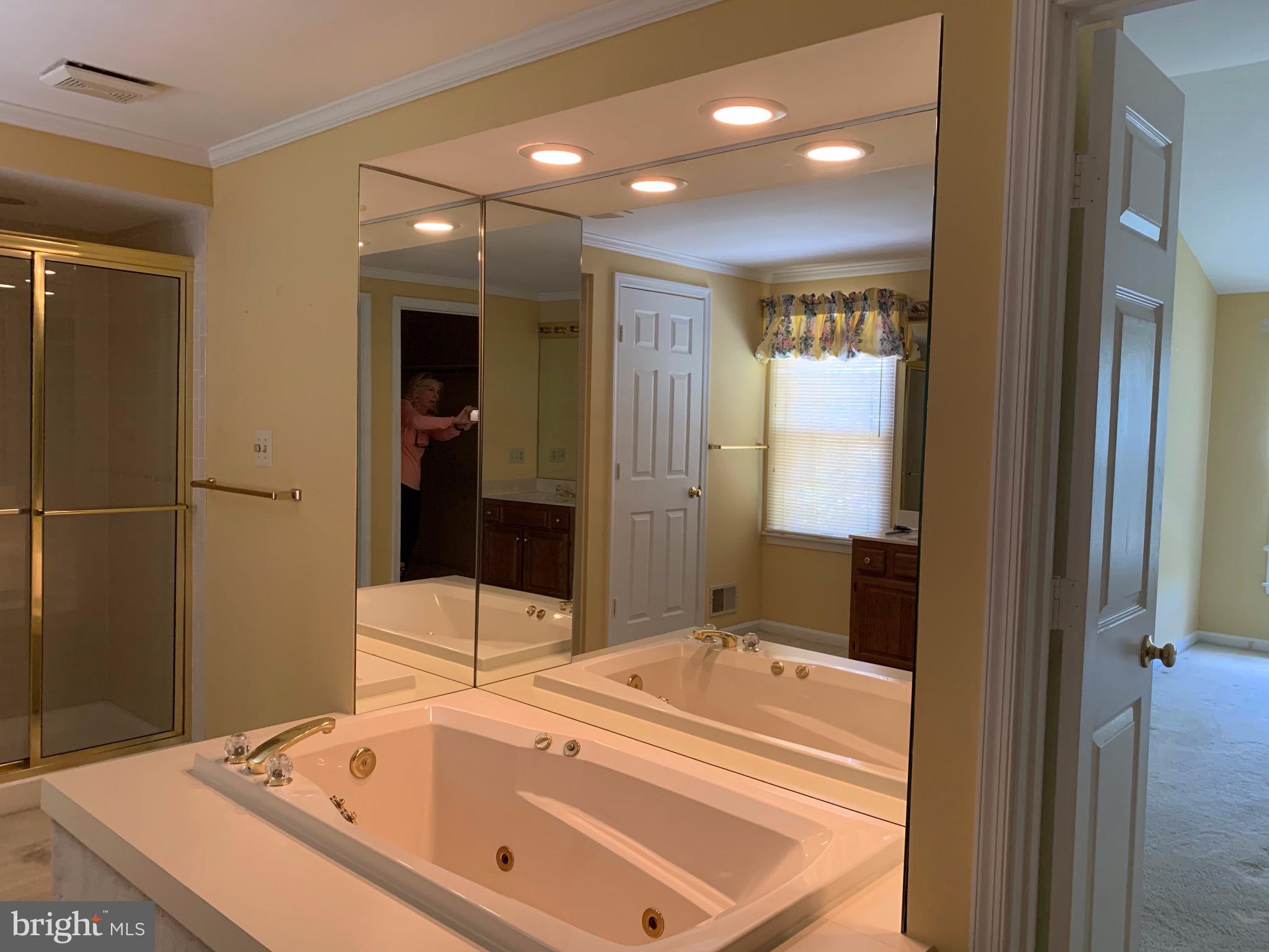 FOXLEIGH MEADOWS - Residential Lease