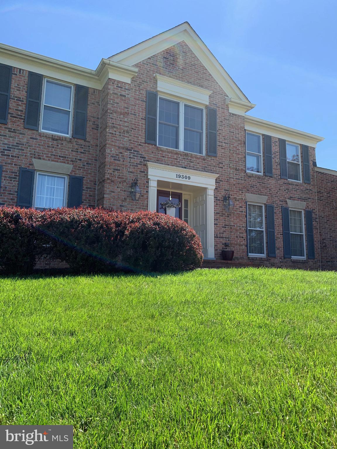 FOXLEIGH MEADOWS - Residential Lease