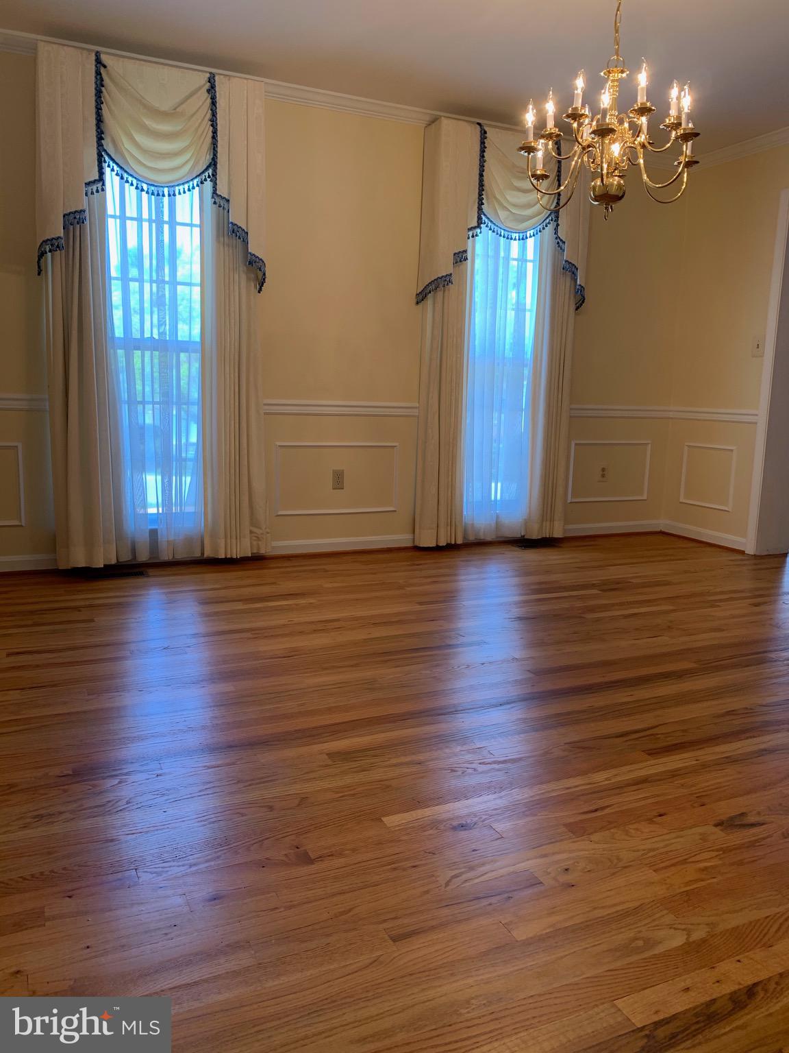 FOXLEIGH MEADOWS - Residential Lease