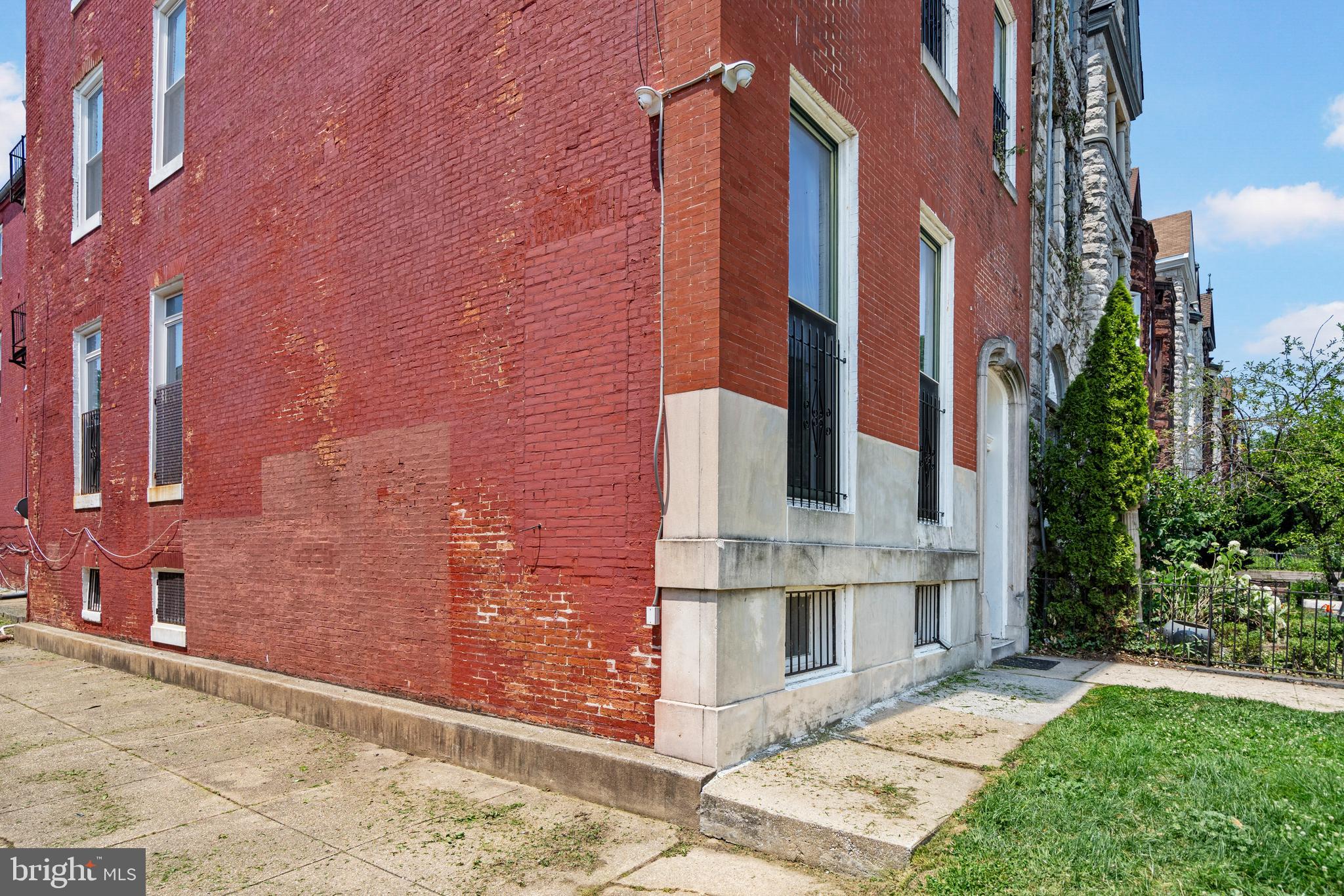RESERVOIR HILL - Residential Income