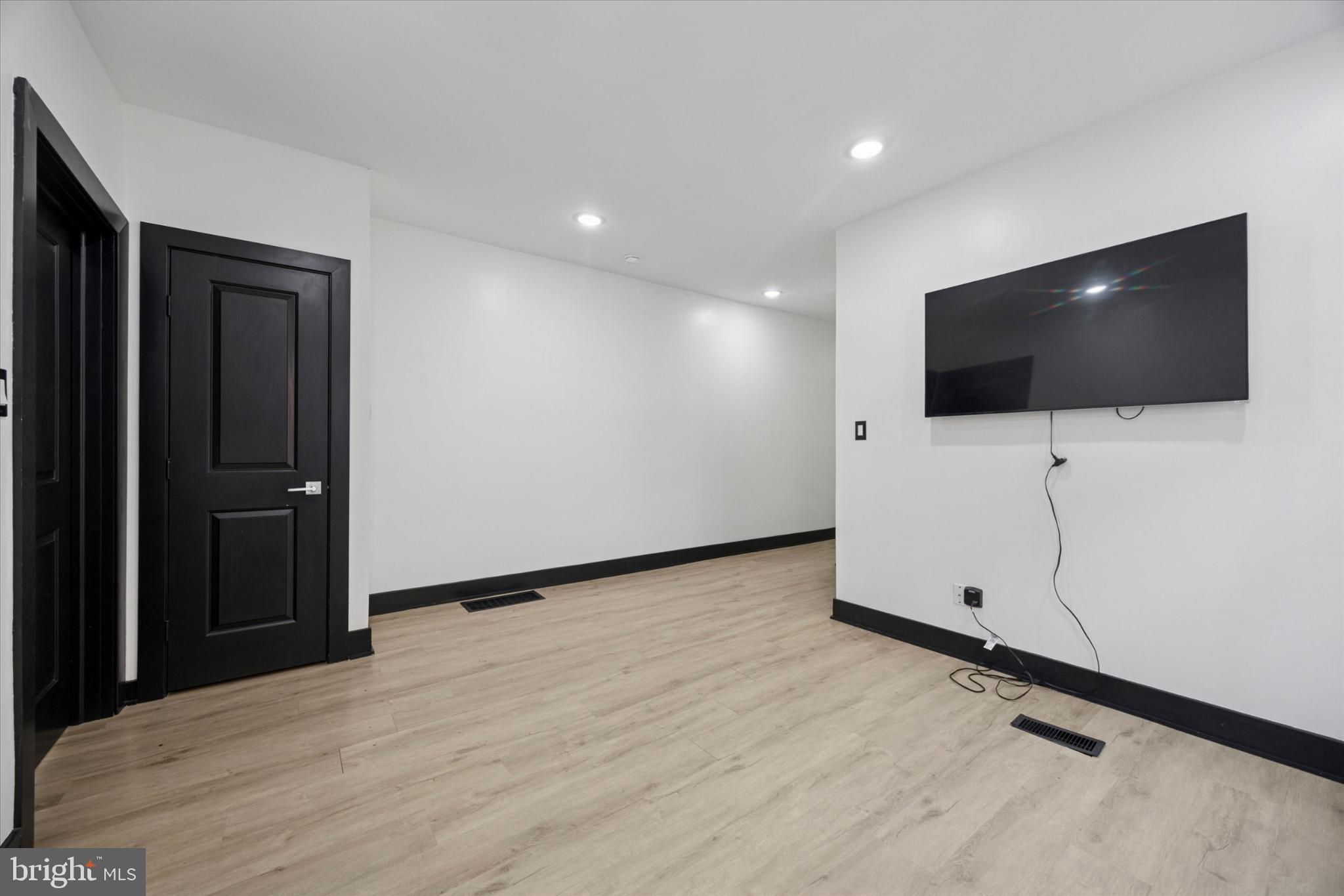 WEST PHILADELPHIA - Residential Lease