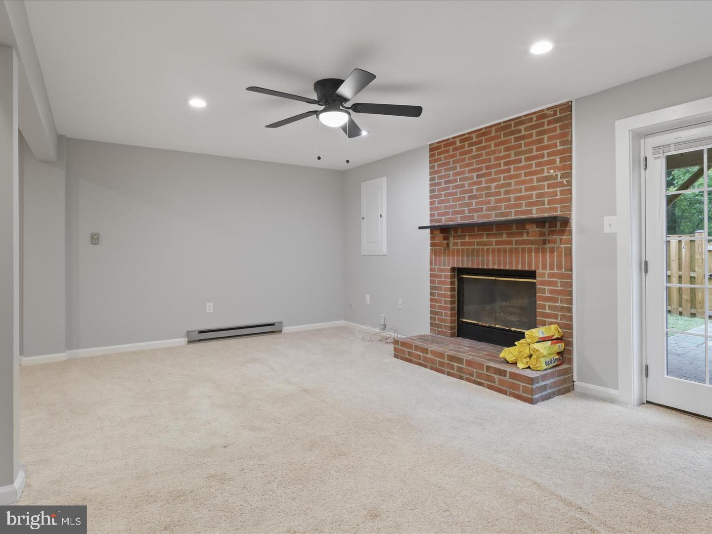 NEWGATE - Residential Lease