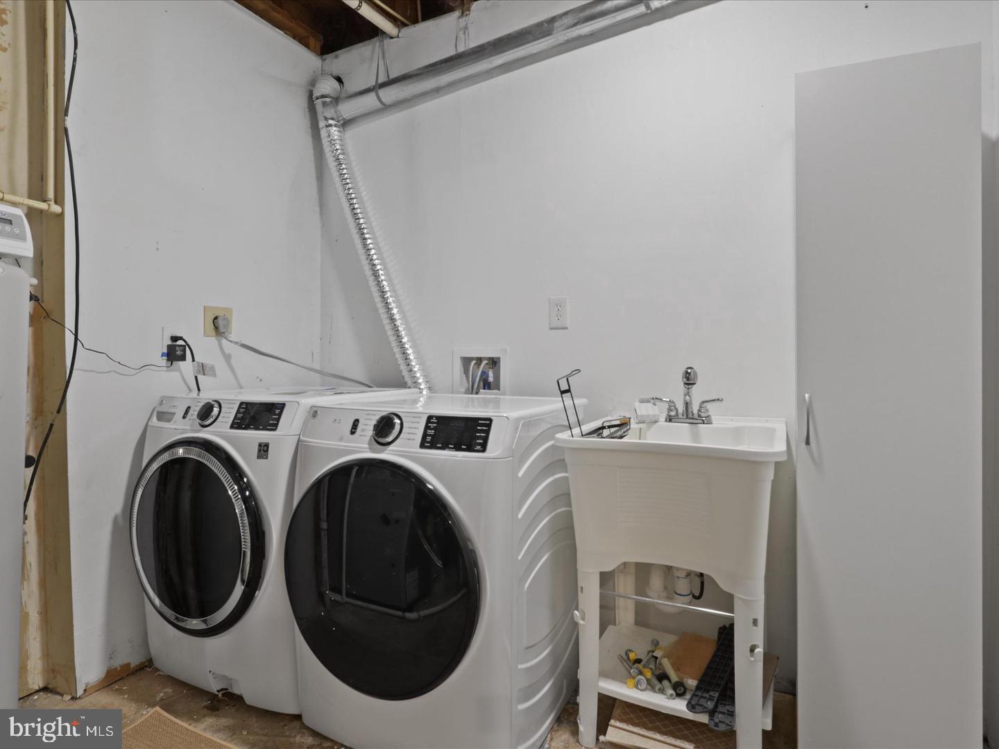 NEWGATE - Residential Lease