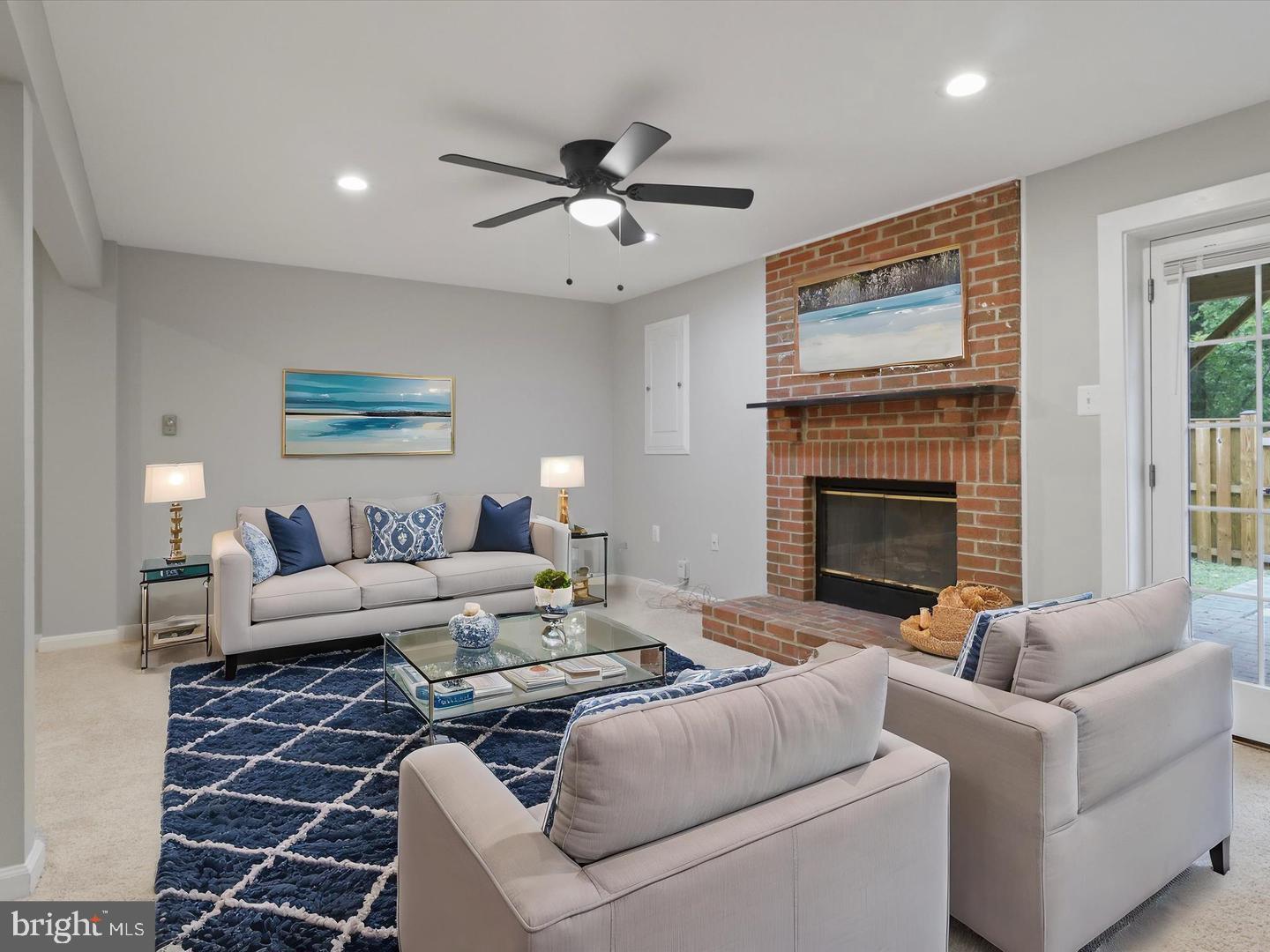 NEWGATE - Residential Lease