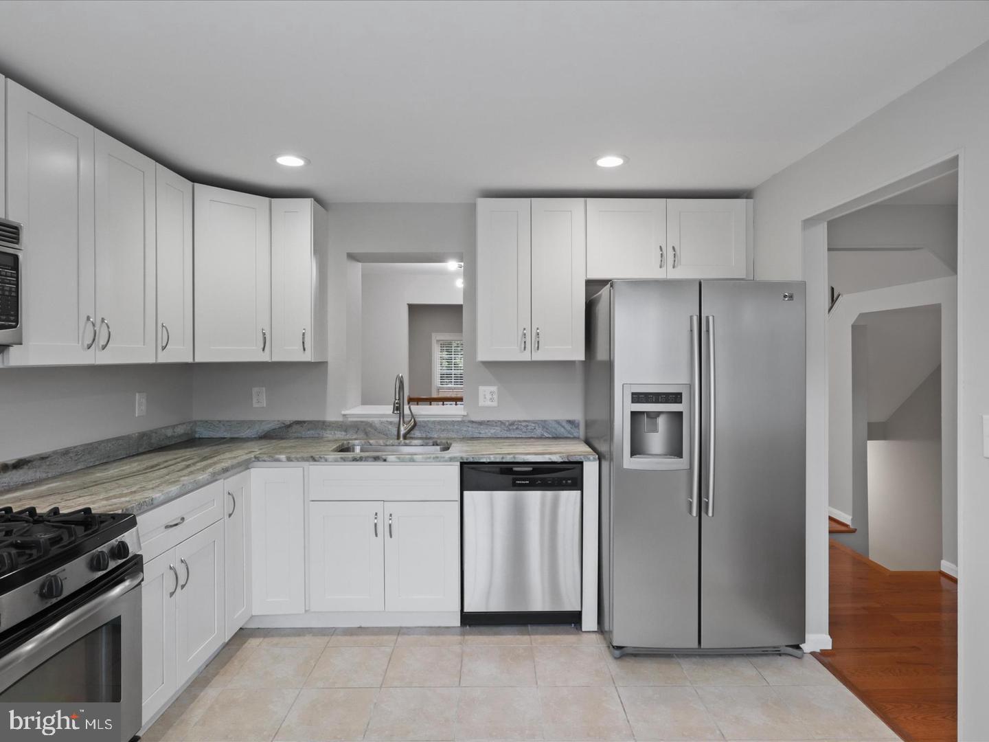 NEWGATE - Residential Lease