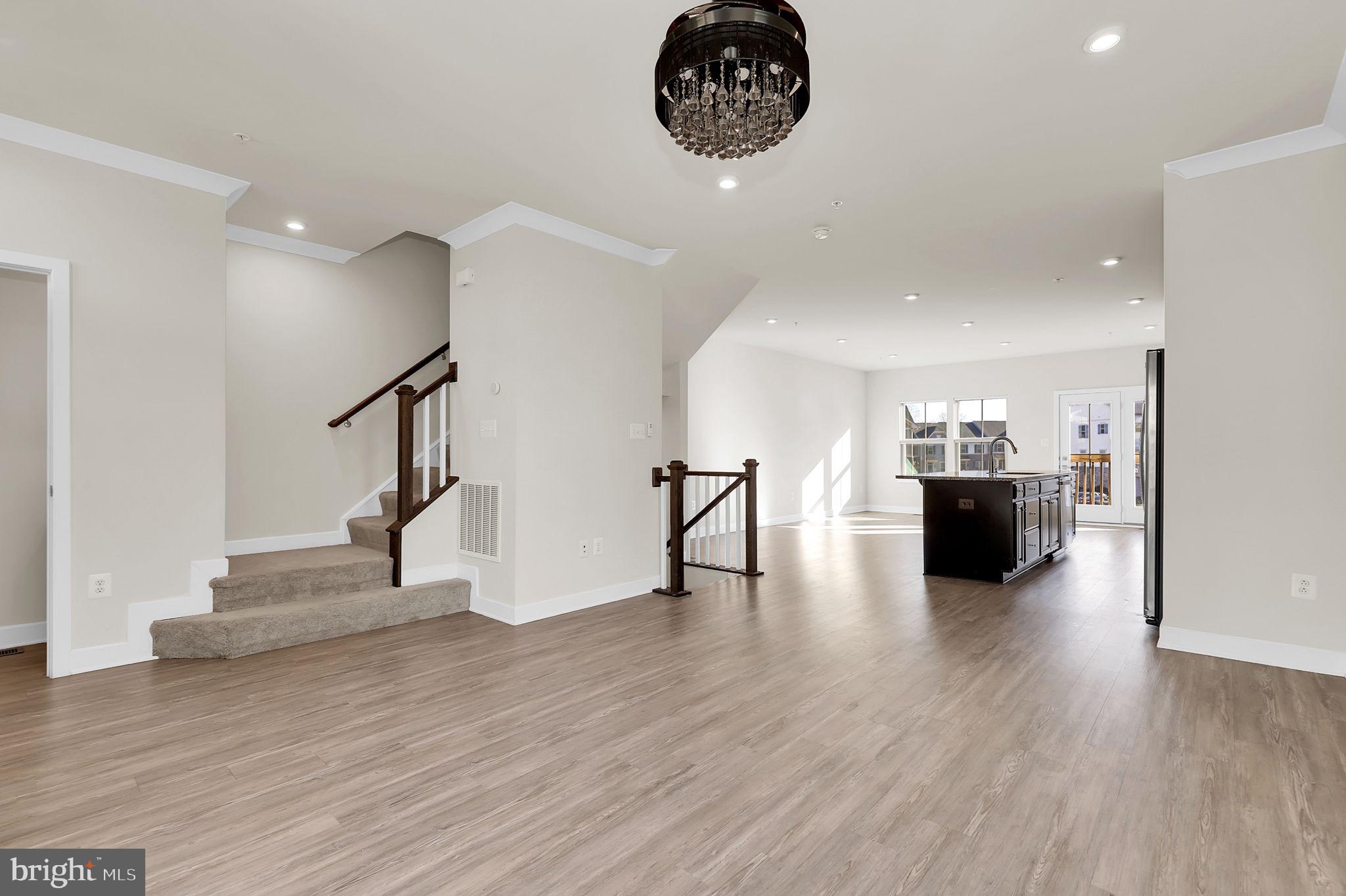 LAKE LINGANORE OAKDALE - Residential