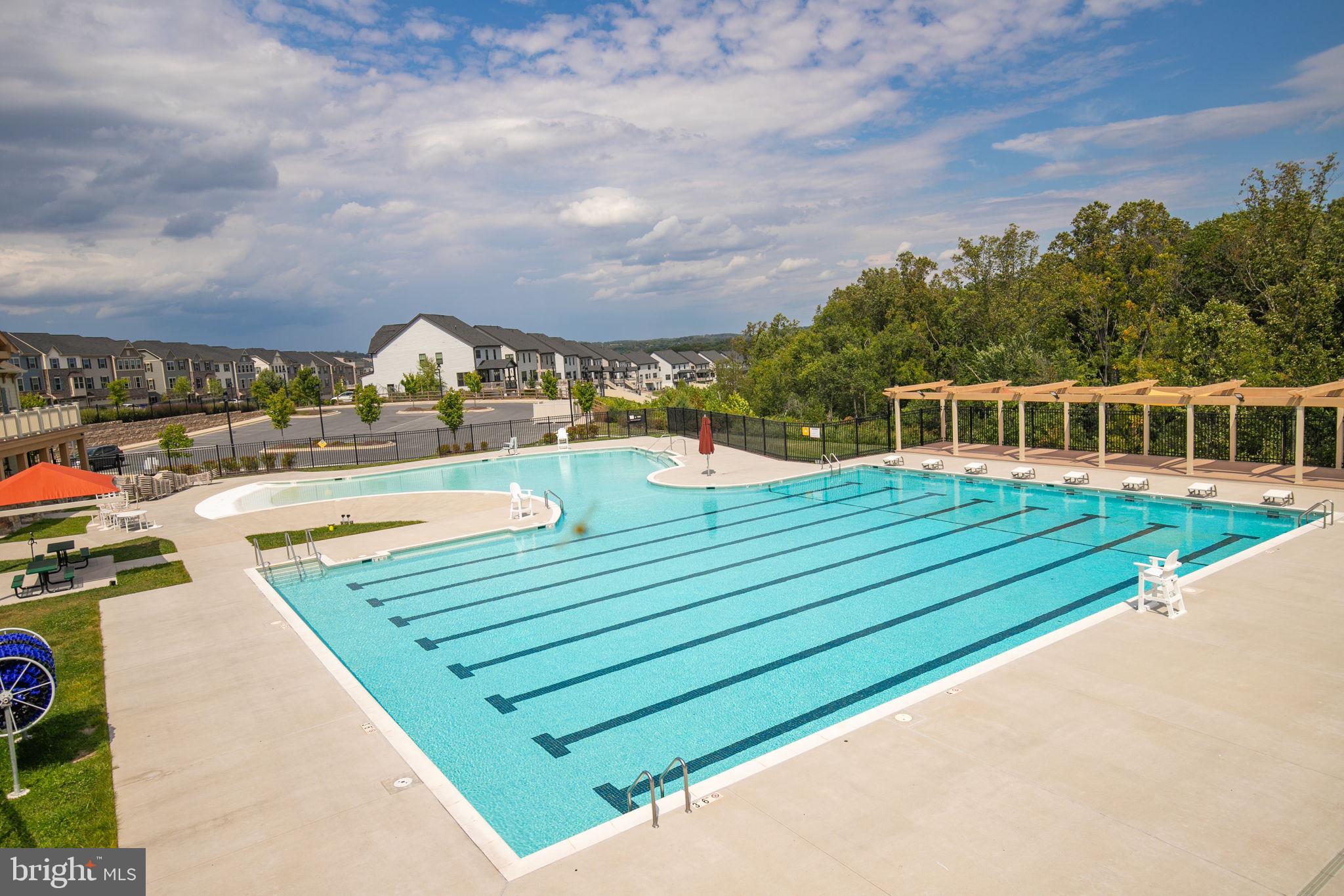 LAKE LINGANORE OAKDALE - Residential