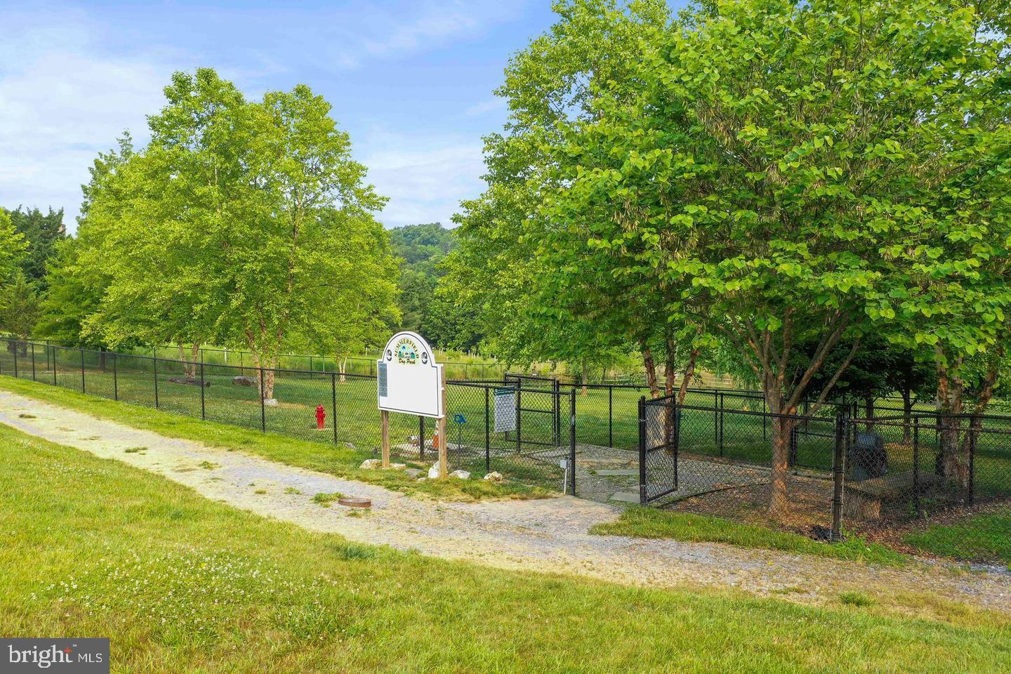 LAKE LINGANORE OAKDALE - Residential