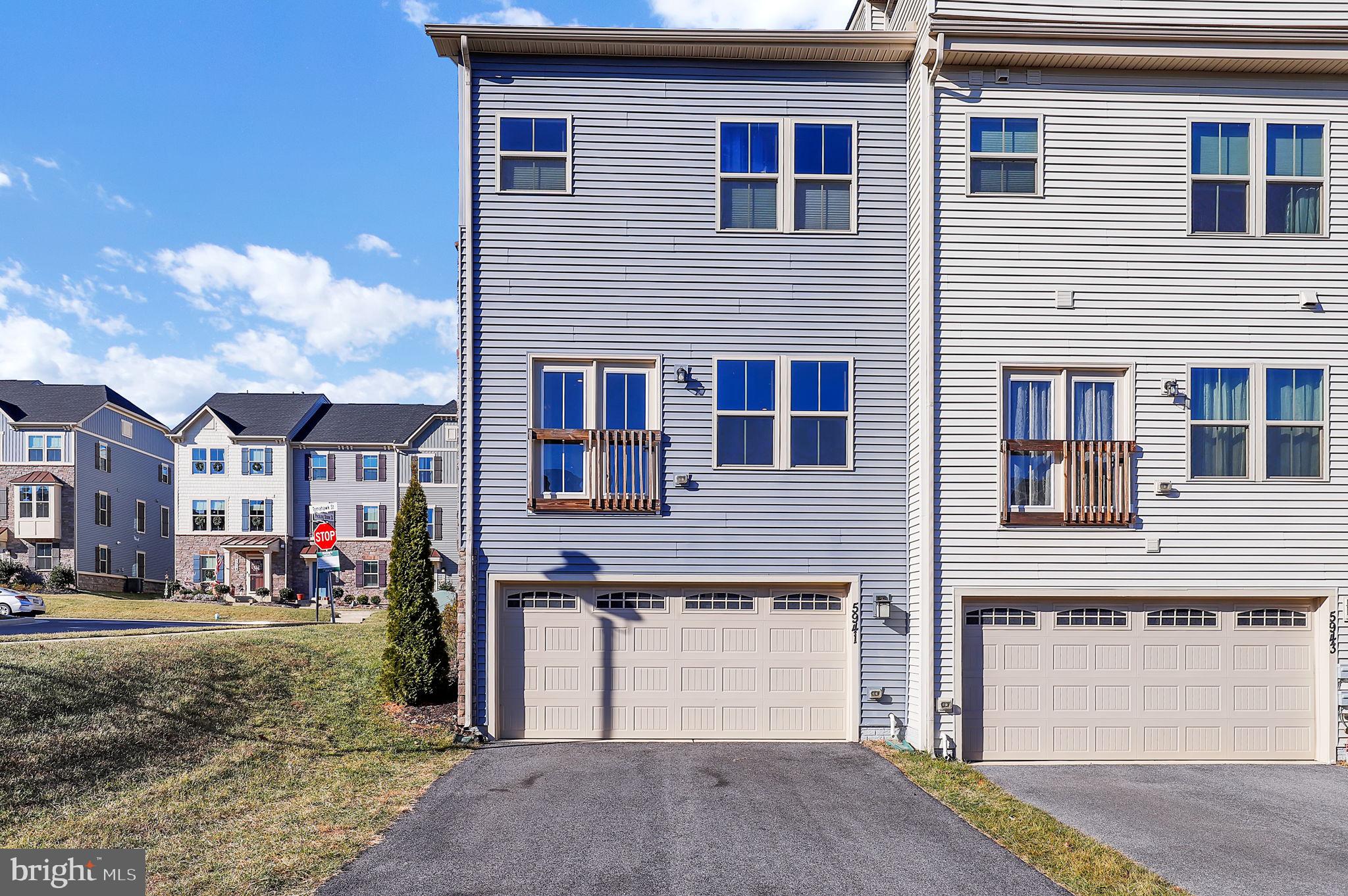 LAKE LINGANORE OAKDALE - Residential