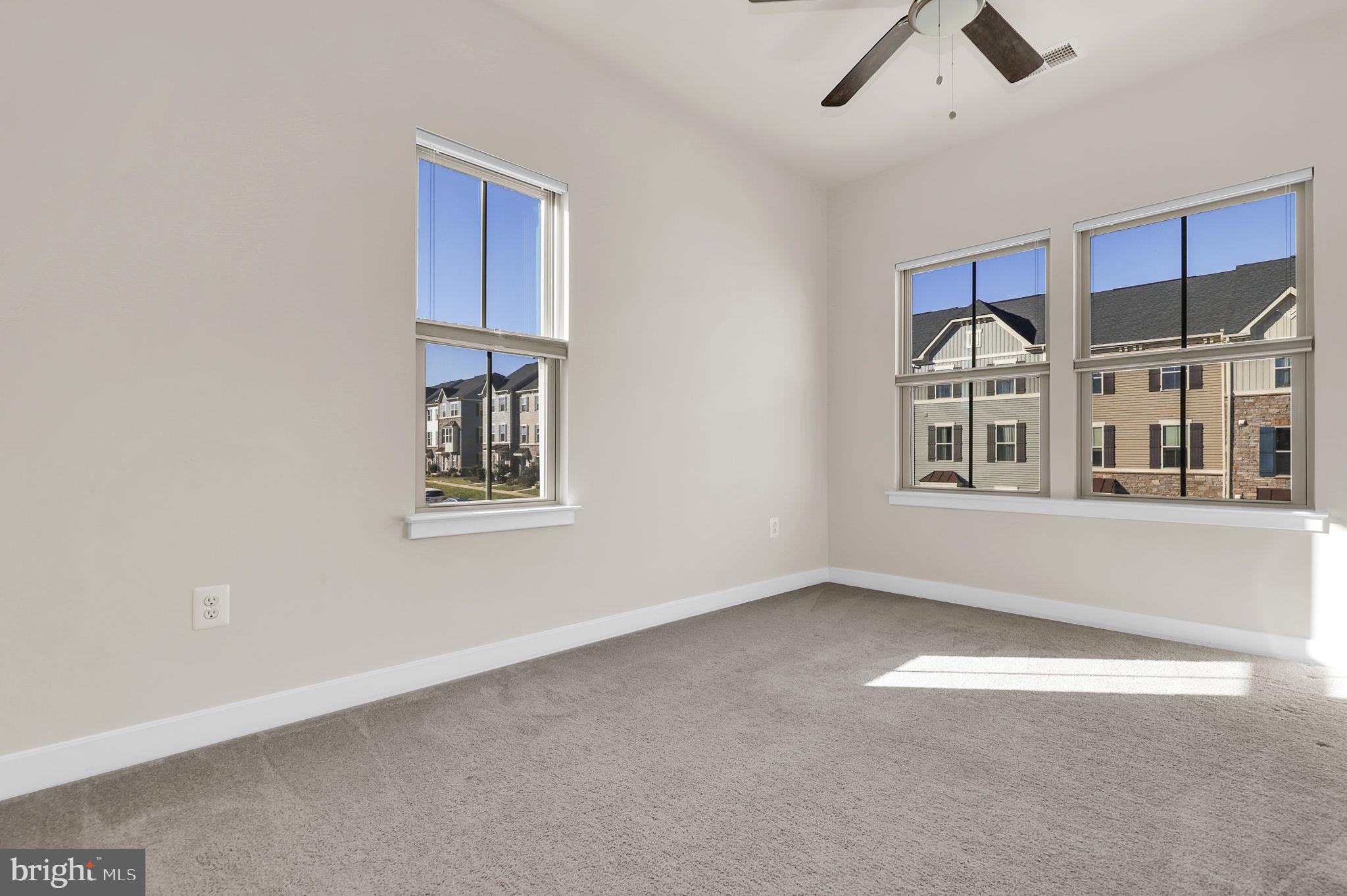 LAKE LINGANORE OAKDALE - Residential