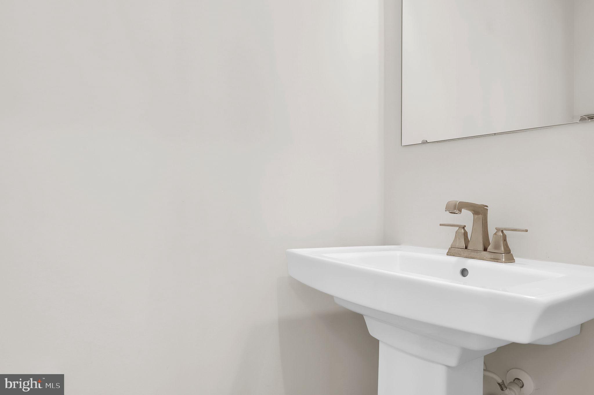 LAKE LINGANORE OAKDALE - Residential