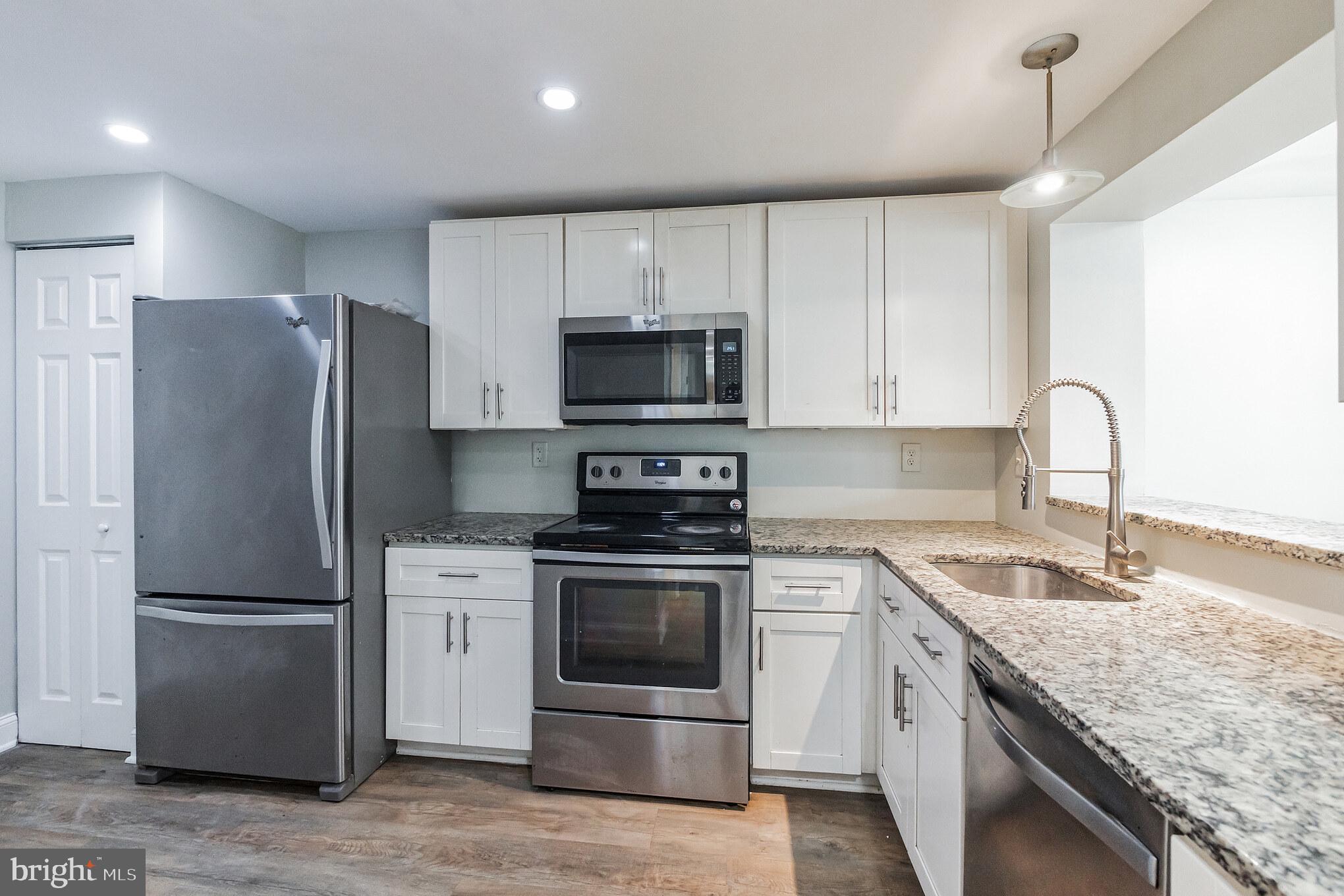 OVERLOOK - Residential Lease