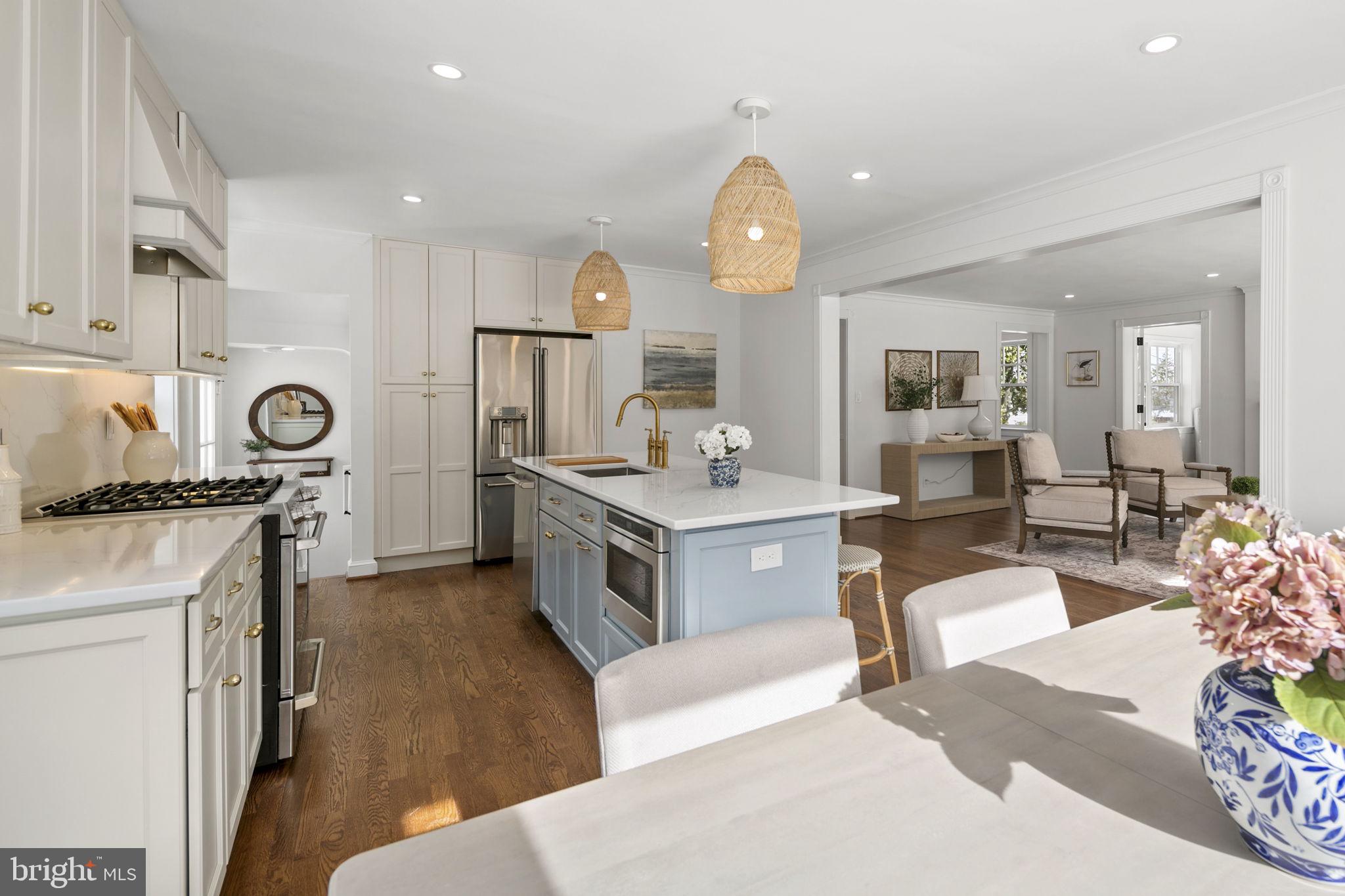 MONTICELLO PARK - Residential