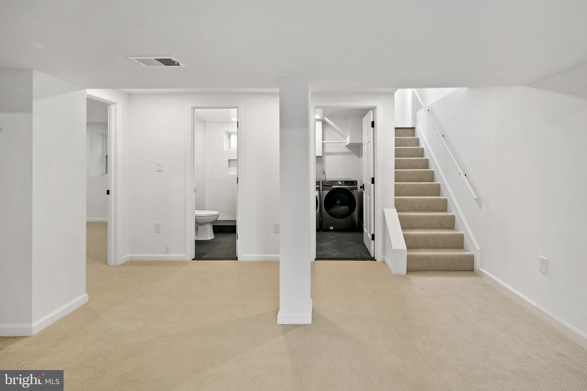 MONTICELLO PARK - Residential