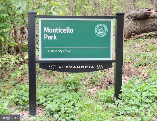 MONTICELLO PARK - Residential