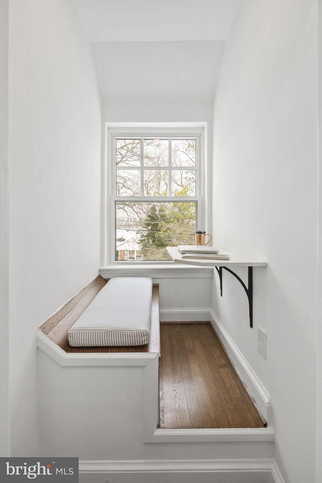 MONTICELLO PARK - Residential