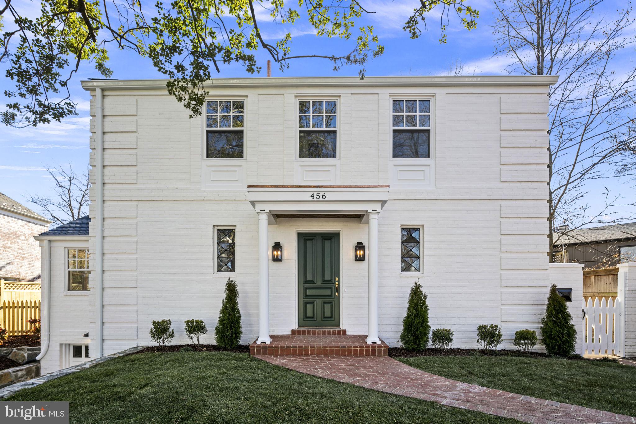 MONTICELLO PARK - Residential