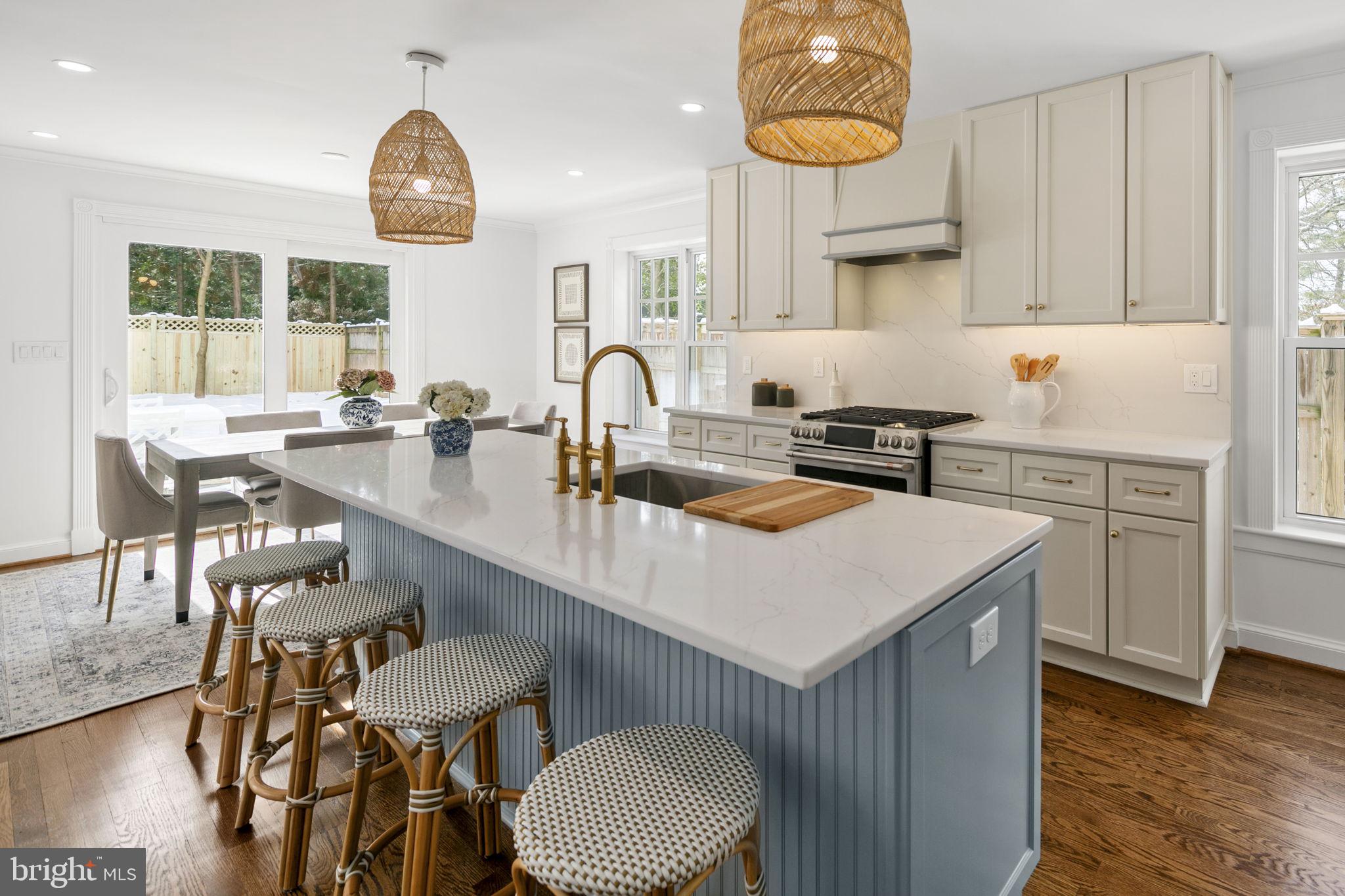 MONTICELLO PARK - Residential