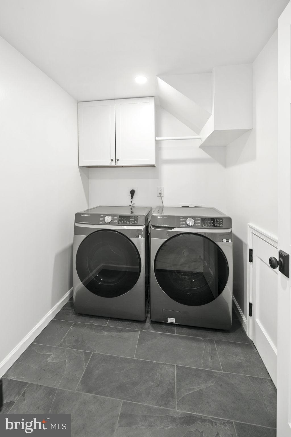 MONTICELLO PARK - Residential