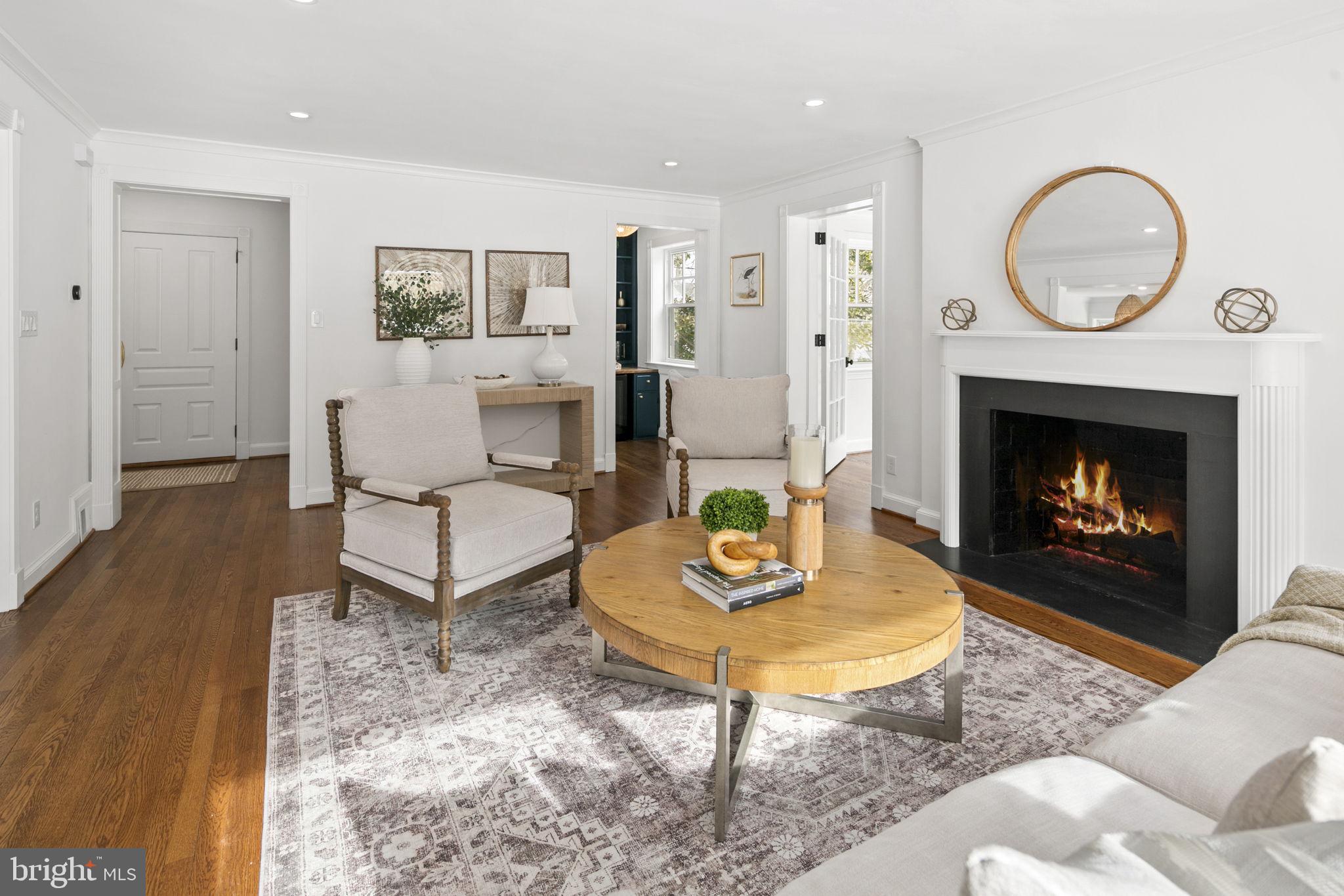 MONTICELLO PARK - Residential