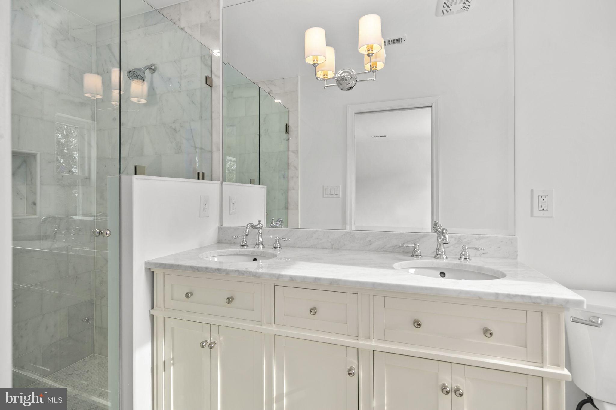 MONTICELLO PARK - Residential