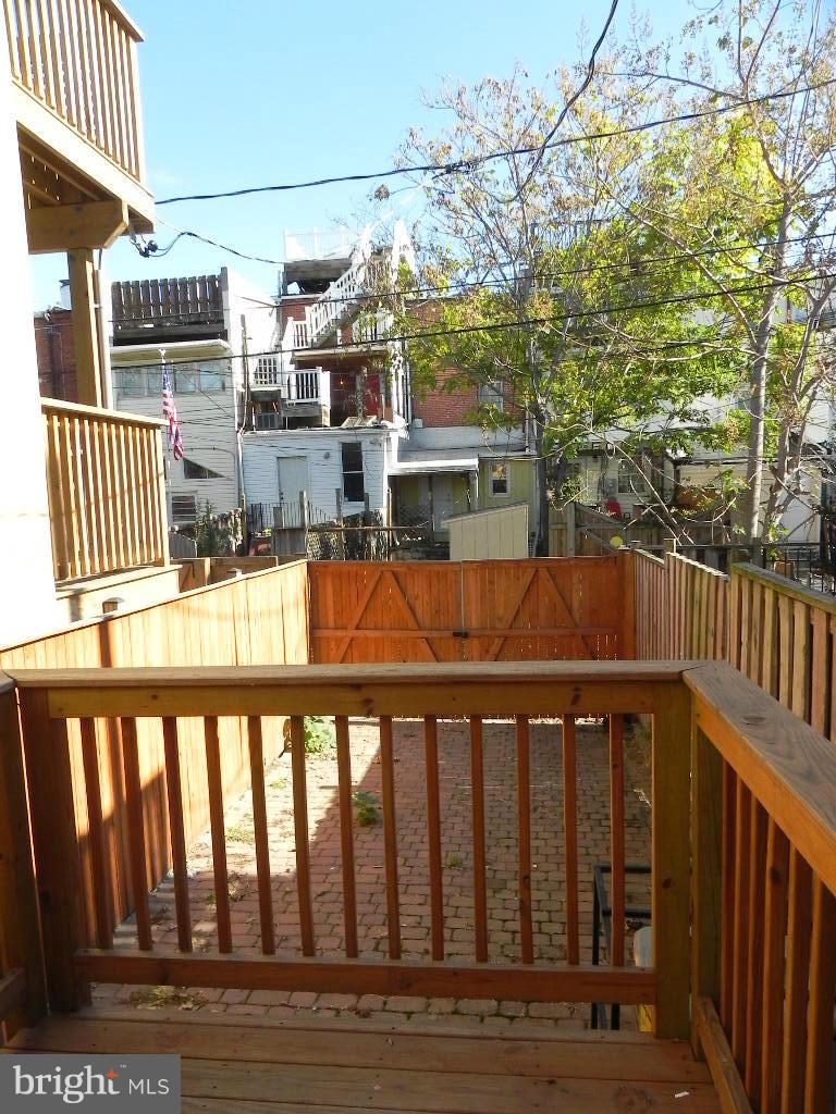 WASHINGTON VILLAGE - Residential Lease