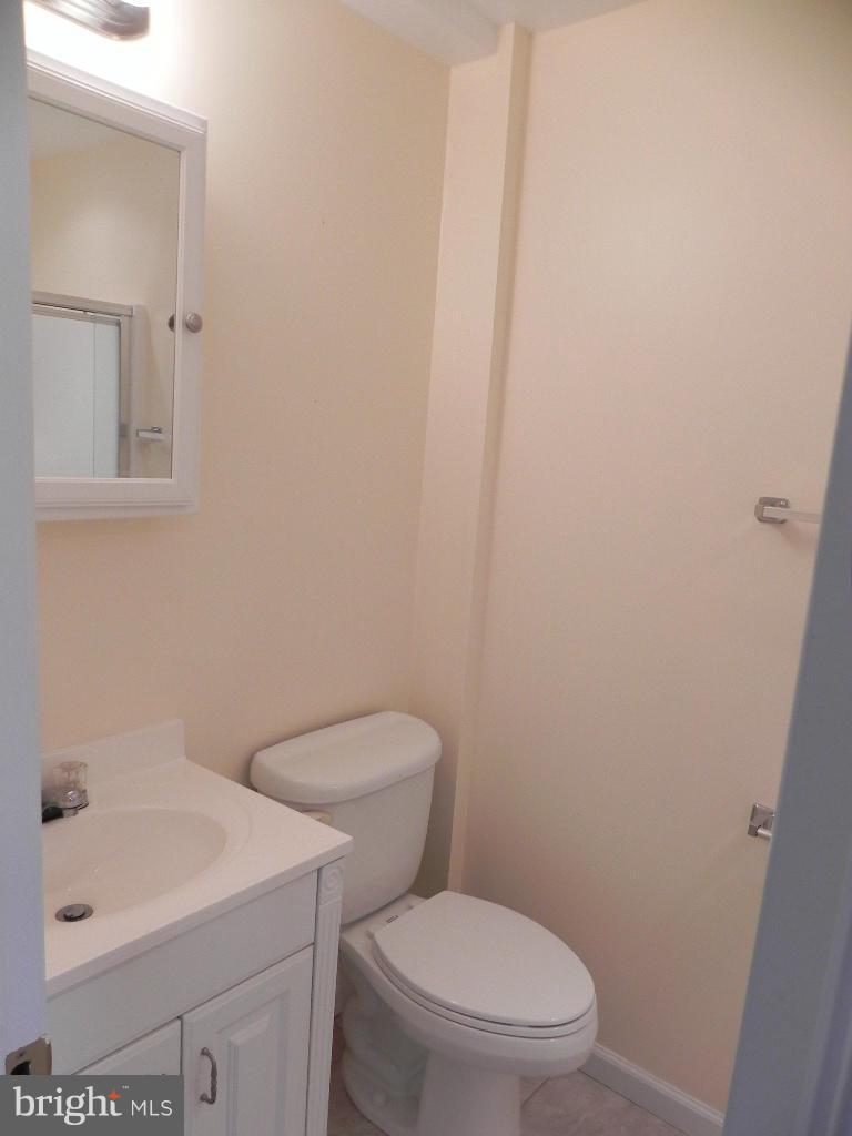 WASHINGTON VILLAGE - Residential Lease