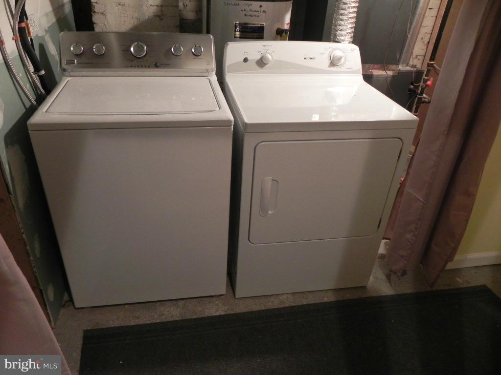 WASHINGTON VILLAGE - Residential Lease