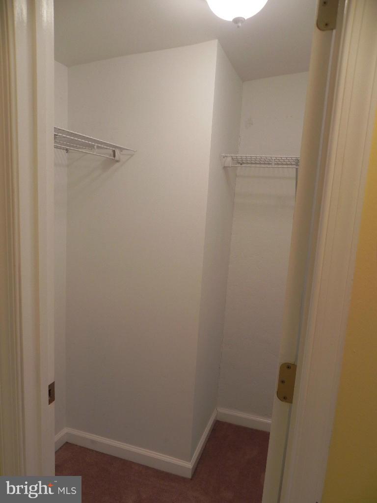 WASHINGTON VILLAGE - Residential Lease