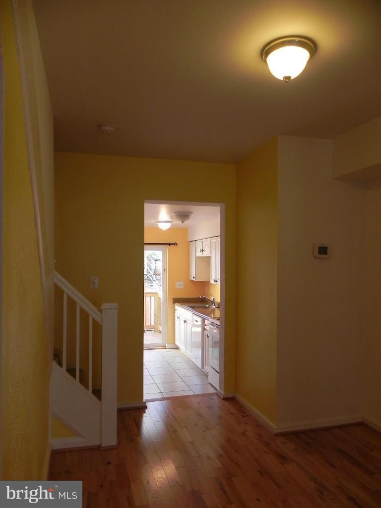 WASHINGTON VILLAGE - Residential Lease