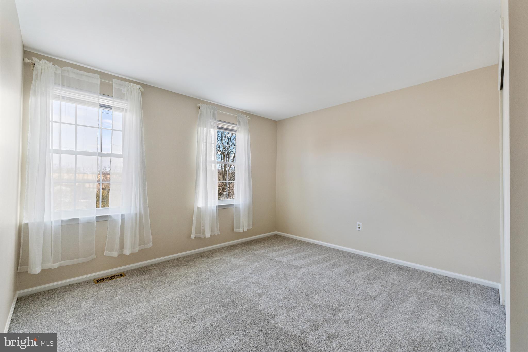 TOWAMENCIN VIL - Residential