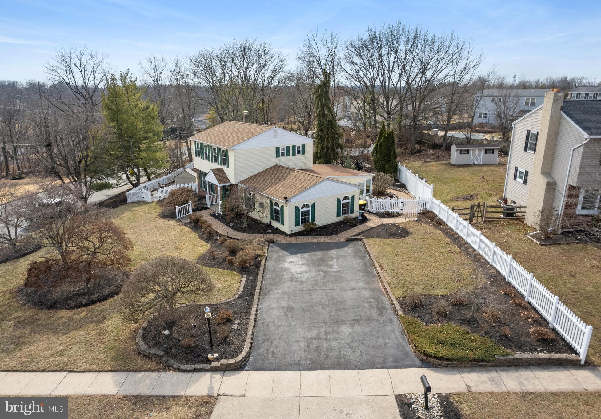 TOWAMENCIN VIL - Residential