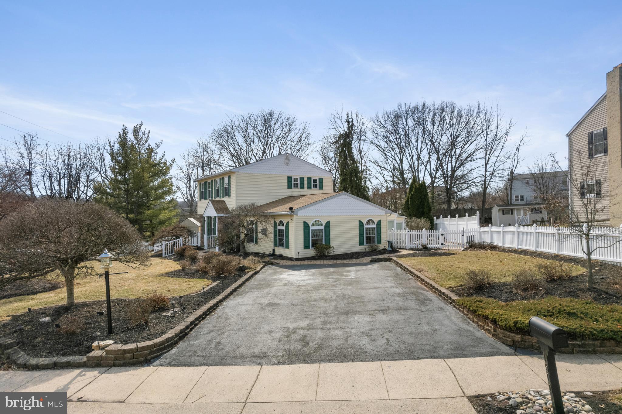 TOWAMENCIN VIL - Residential